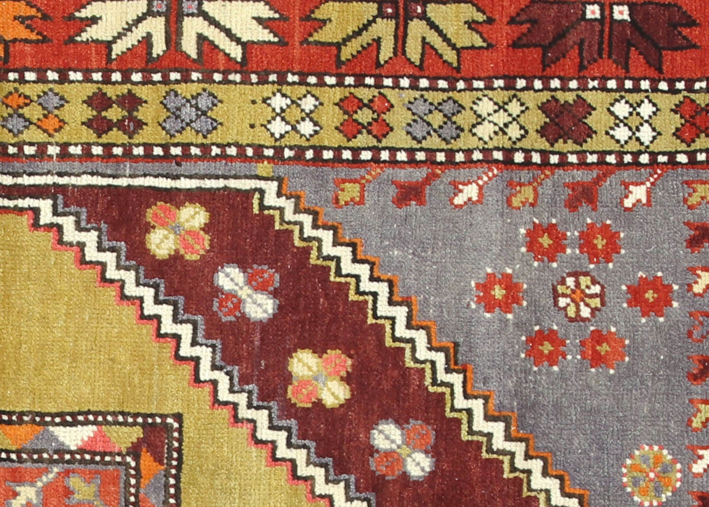 Vintage Turkish Oushak Rug - 5'7" x 8'8" - 180057