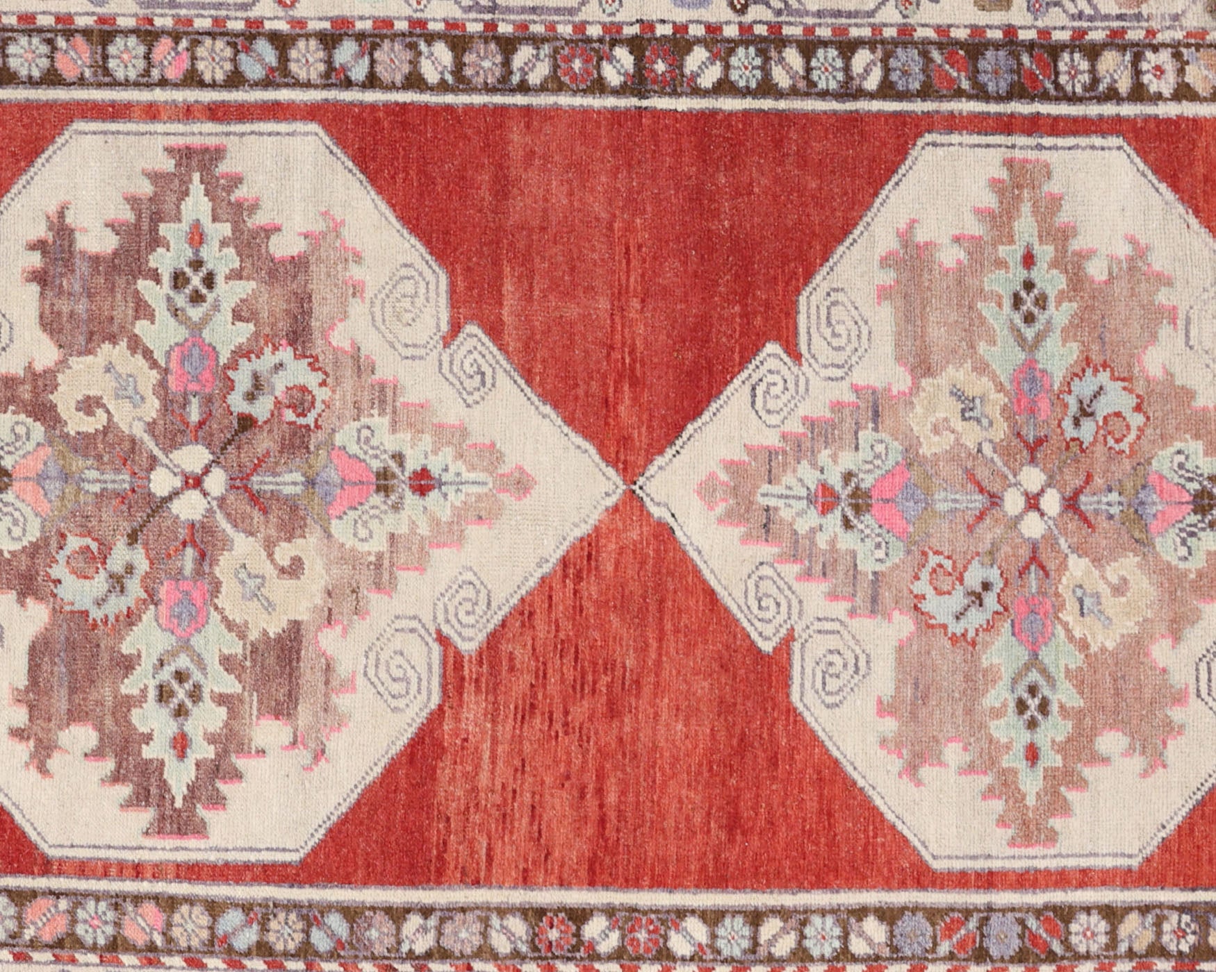 Vintage Turkish Oushak Rug in Red tones and an Geometrical,Medallion pattern. Measuring 3 feet 5 inches x 10 feet 8 inches – SKU 180061