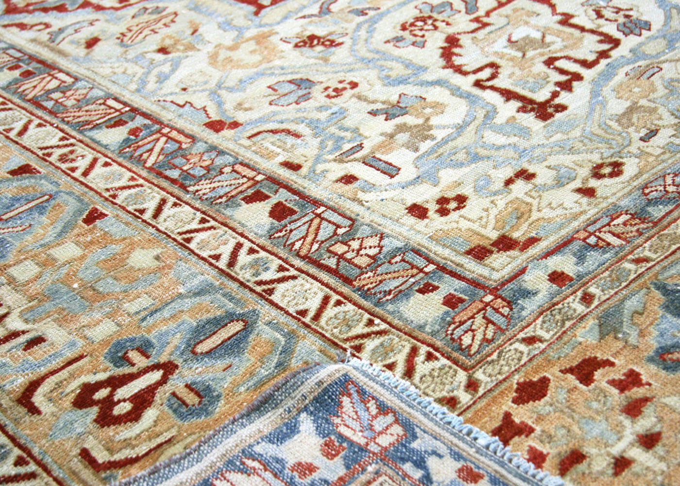 Semi Antique Persian Baktiari Rug - 11'9" x 16'7" - 180388