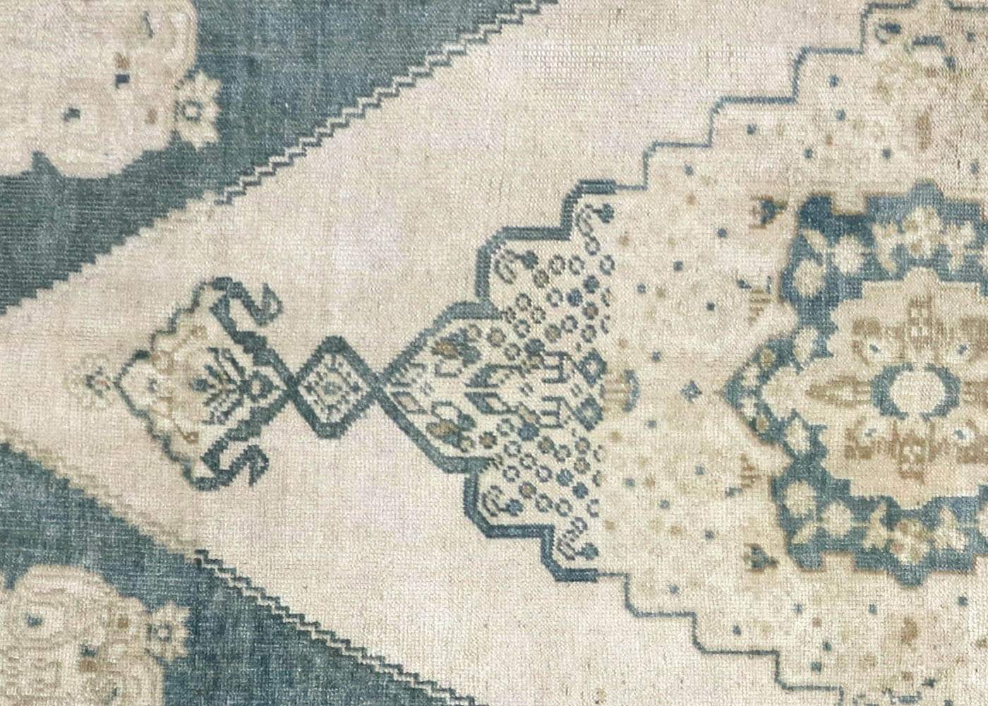 Vintage Turkish Oushak Rug - 4'11" x 7'8" - 180695