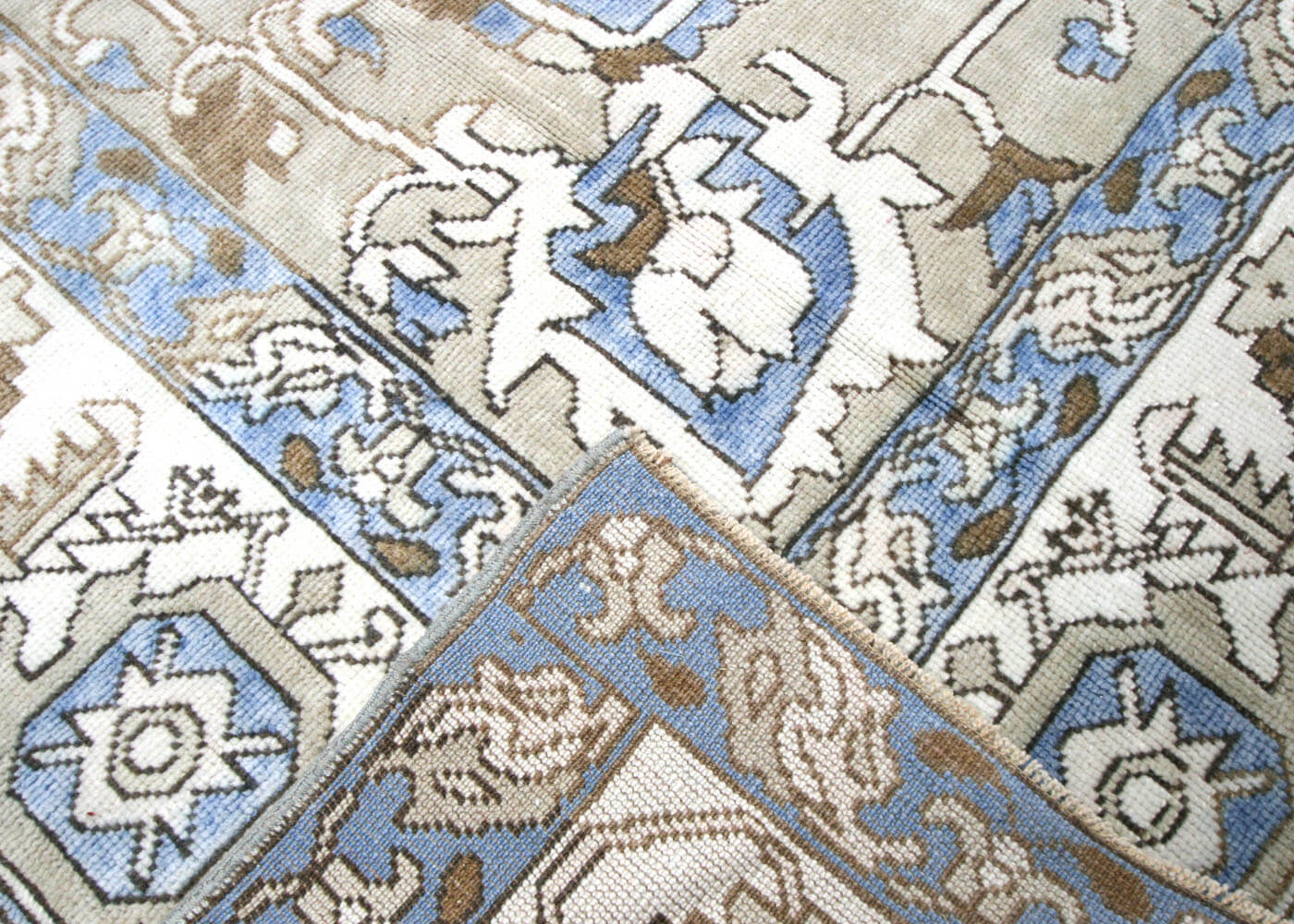 Vintage Turkish Oushak Rug - 7'6" x 11'9" - 190064