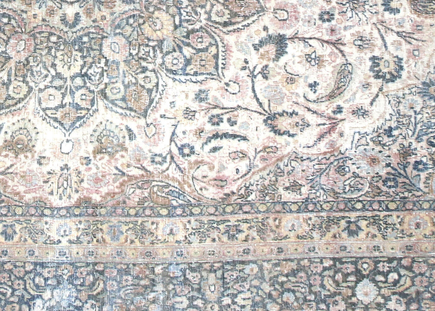 Semi Antique Persian Meshed Rug - 8'9" x 12' - 190066