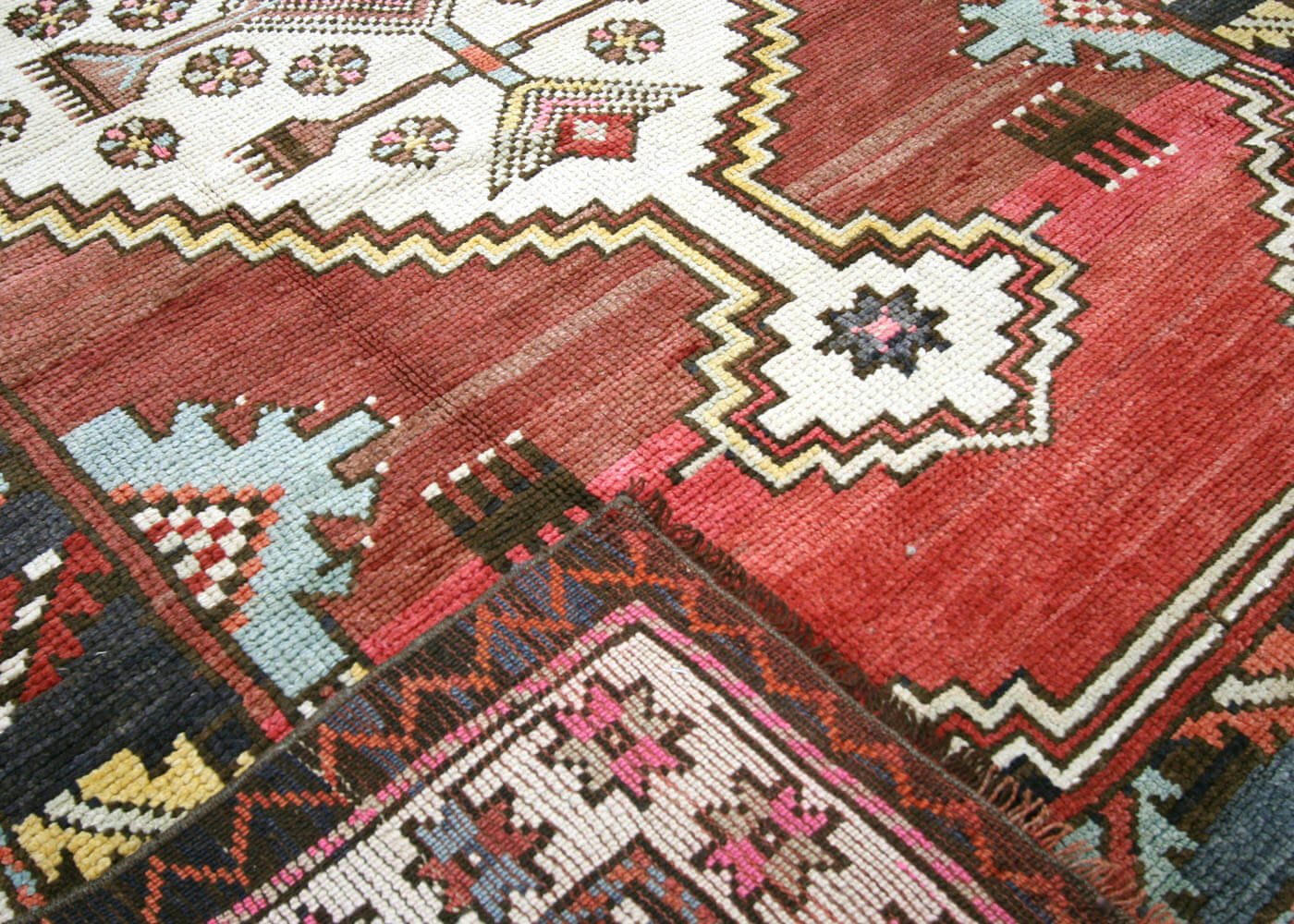 Vintage Turkish Oushak Rug - 4'9" x 7'5" - 190110