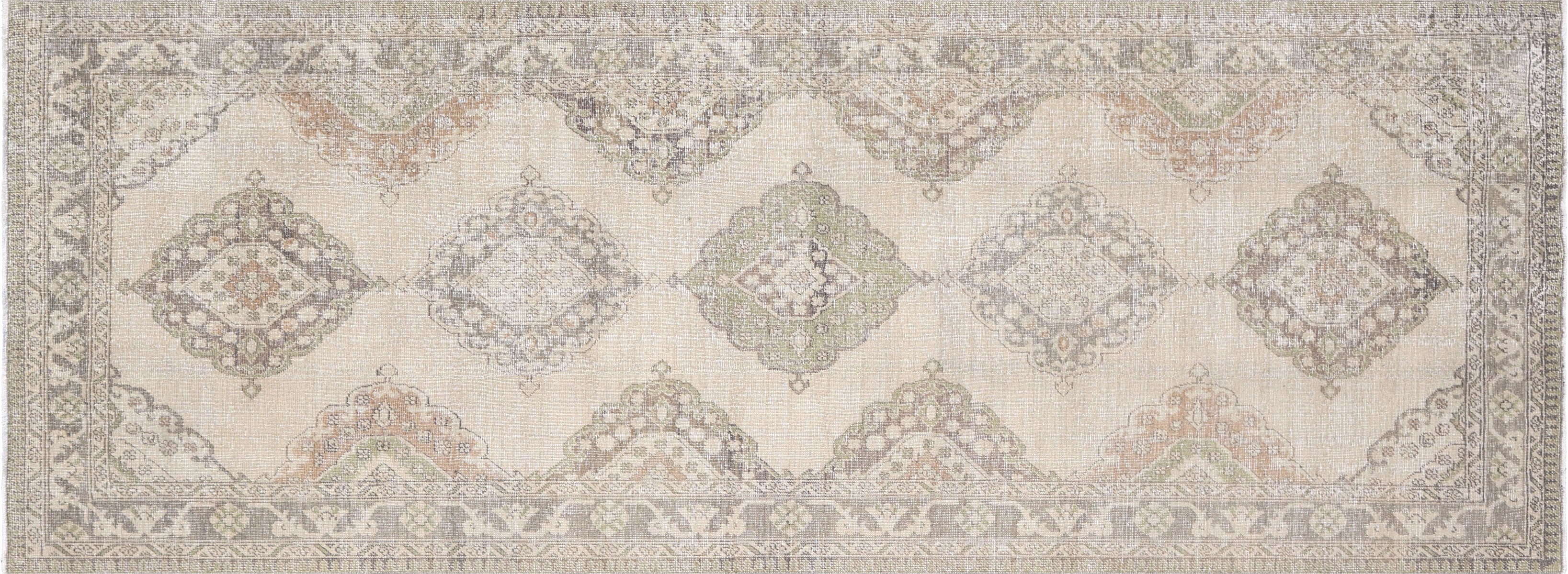 Vintage Turkish Oushak Rug in Grey,Ivory tones and an Medallion,All Over pattern. Measuring 4 feet 8 inches x 12 feet 6 inches – SKU 190256