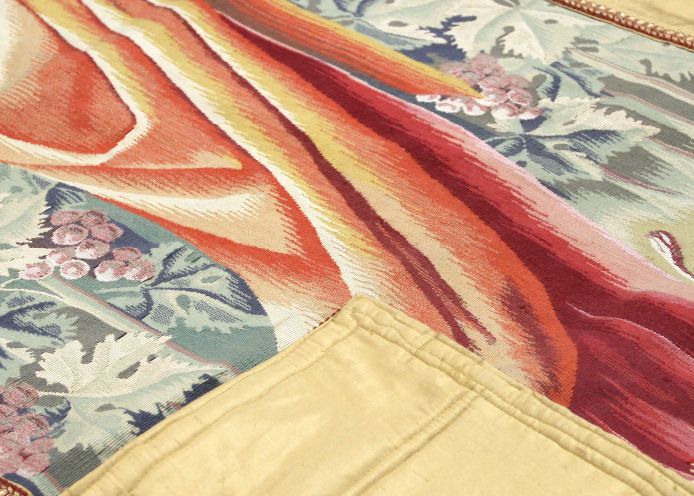 Vintage French Aubusson Tapestry - 2'5" x 4'4" - 190928