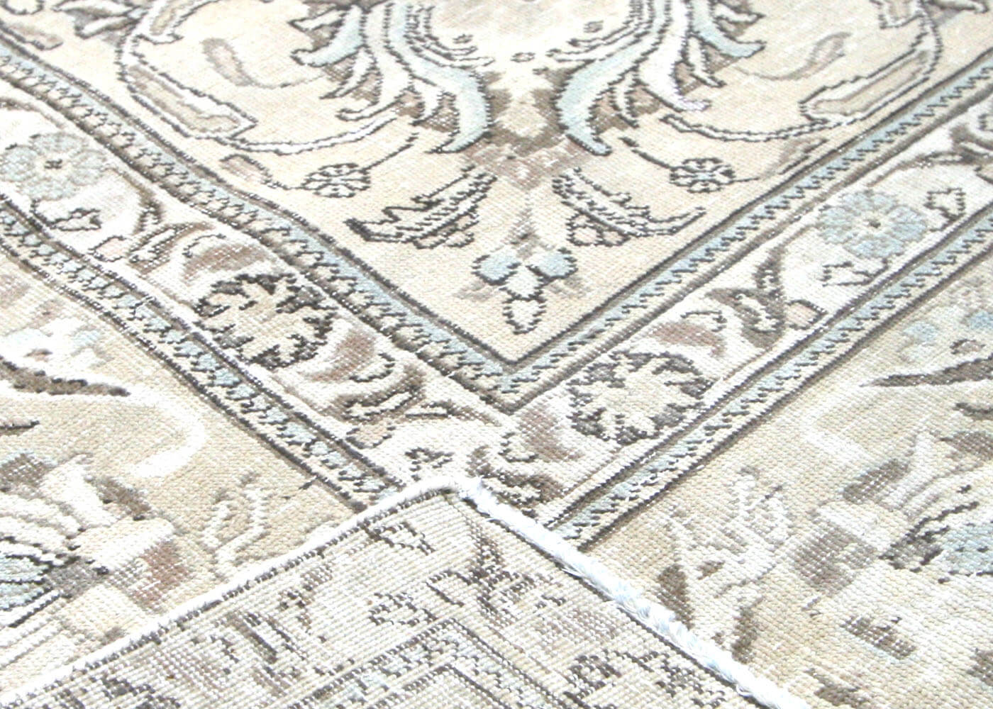 Vintage Persian Tabriz Rug - 10'11" x 13'10" - 201080