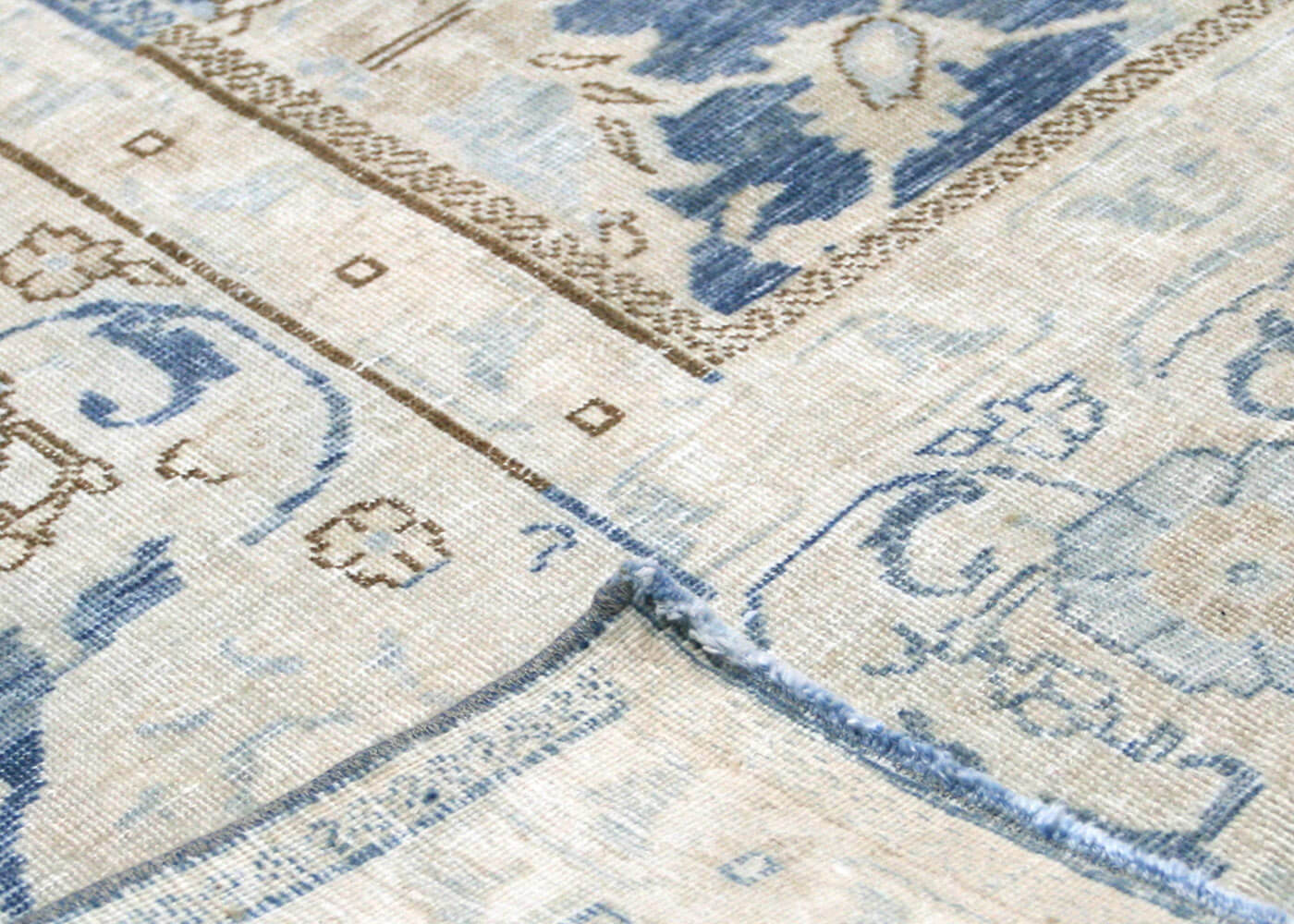 Semi Antique Persian Tabriz Rug - 9'10" x 13'1" - 201098