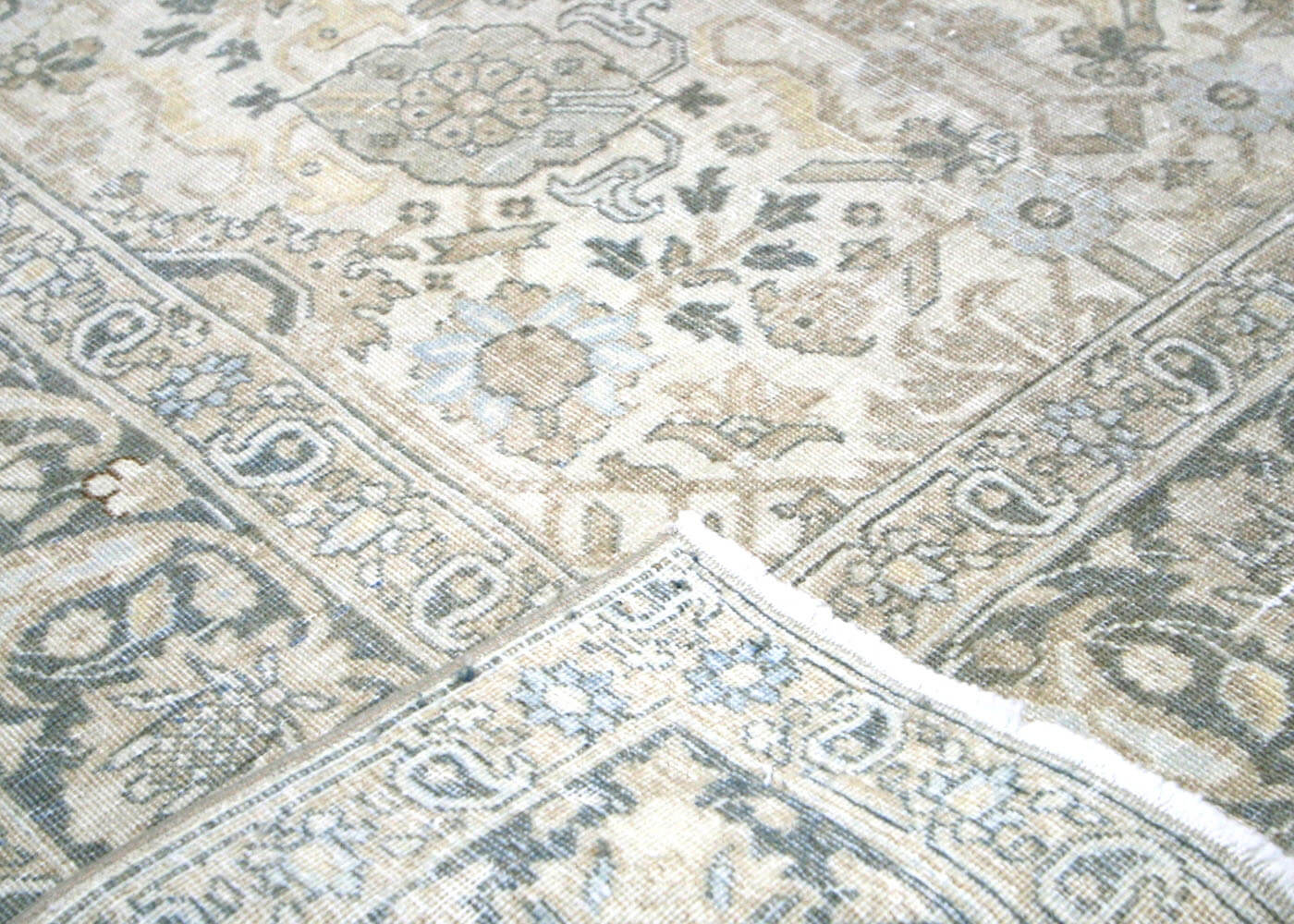 Semi Antique Persian Tabriz Rug - 5'10" x 9'3" - 201145