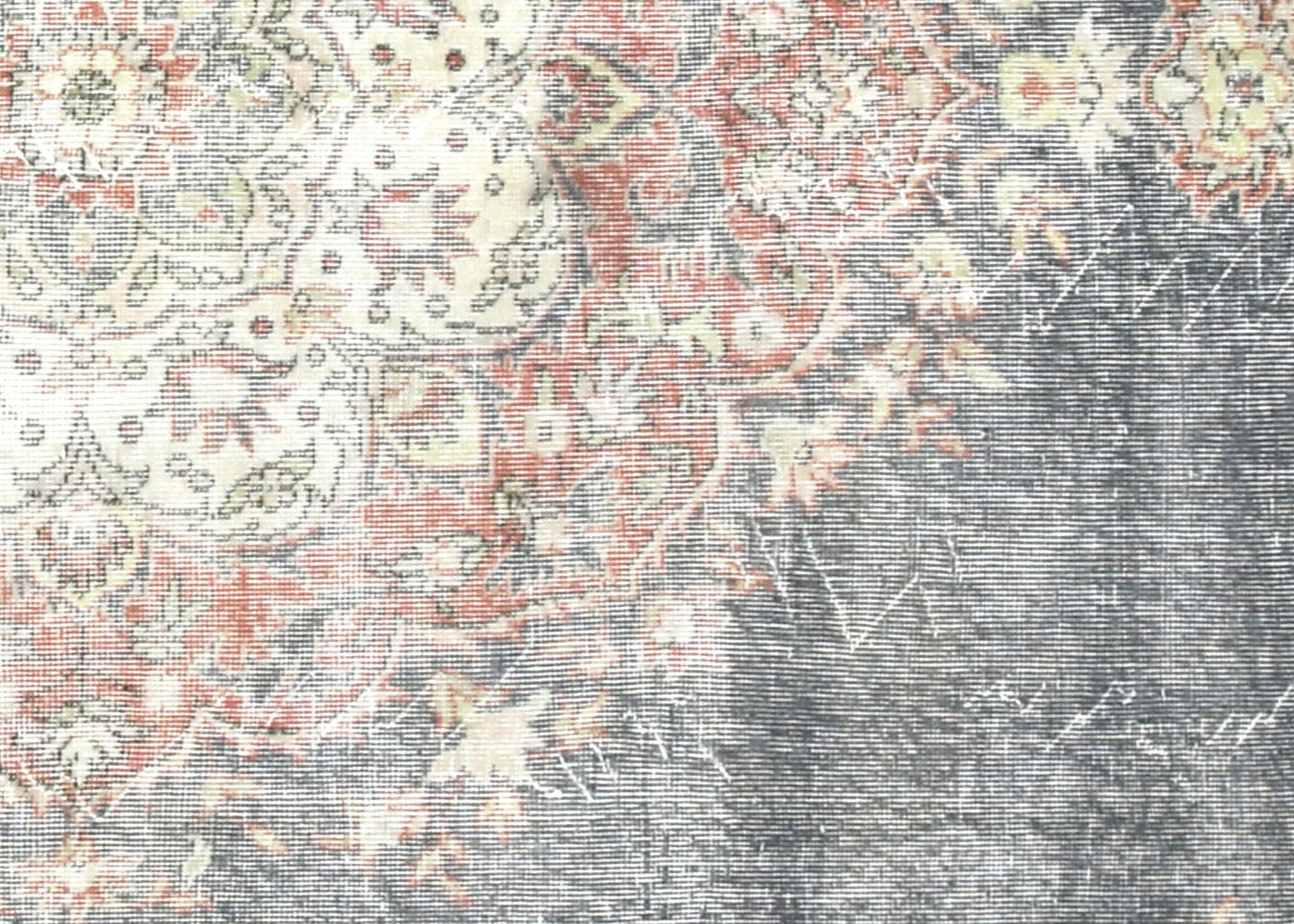 Vintage Turkish Oushak Rug - 6'8" x 10'5" - 210104