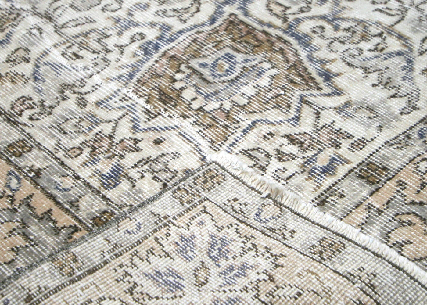 Vintage Turkish Oushak Rug - 6'6" x 9'6" - 210238