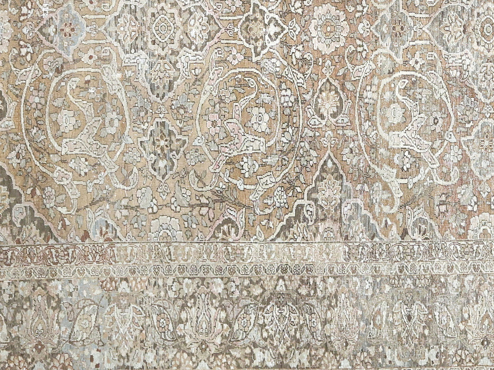 Semi Antique Persian Baktiari Rug - 10'9" x 14'6"