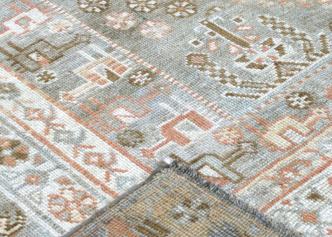 Semi Antique Persian Shiraz Rug - 5'4" x 7'5" - 210437