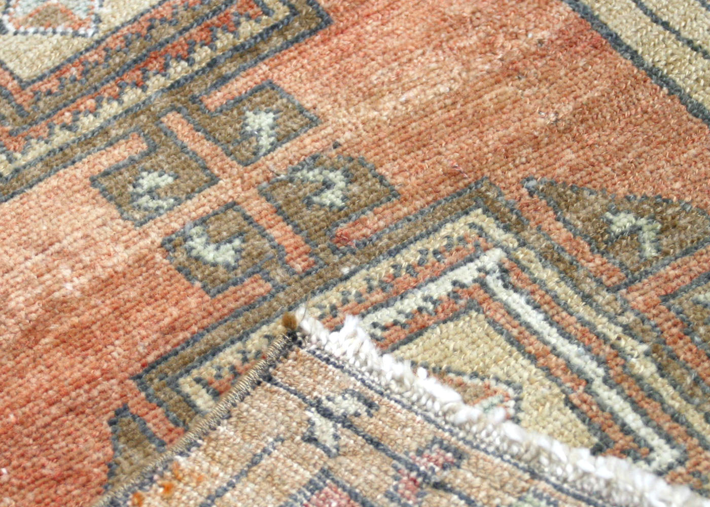 Vintage Turkish Oushak Yastic - 1'8" x3'6" - 210547