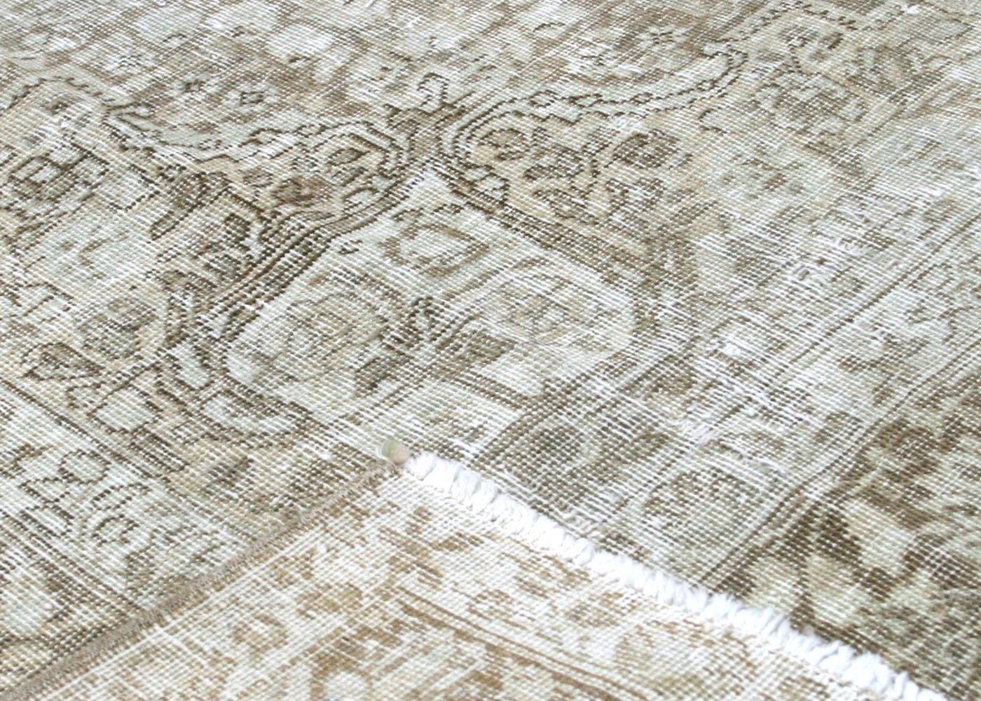 Vintage Persian Tabriz Rug - 5'10" x 9'2" - 220101