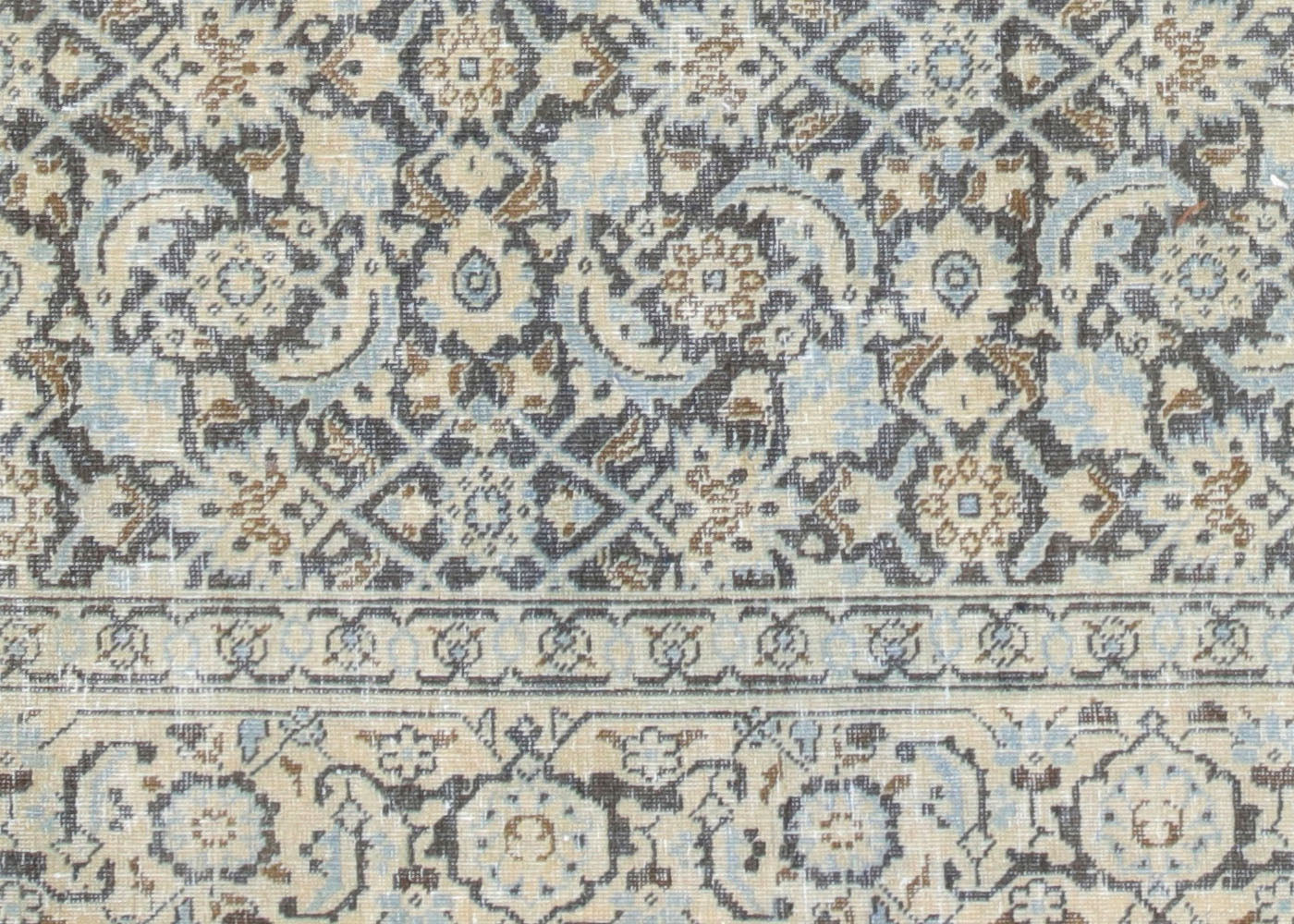 Semi Antique Persian Tabriz Rug - 6' x 9'5" - 220102