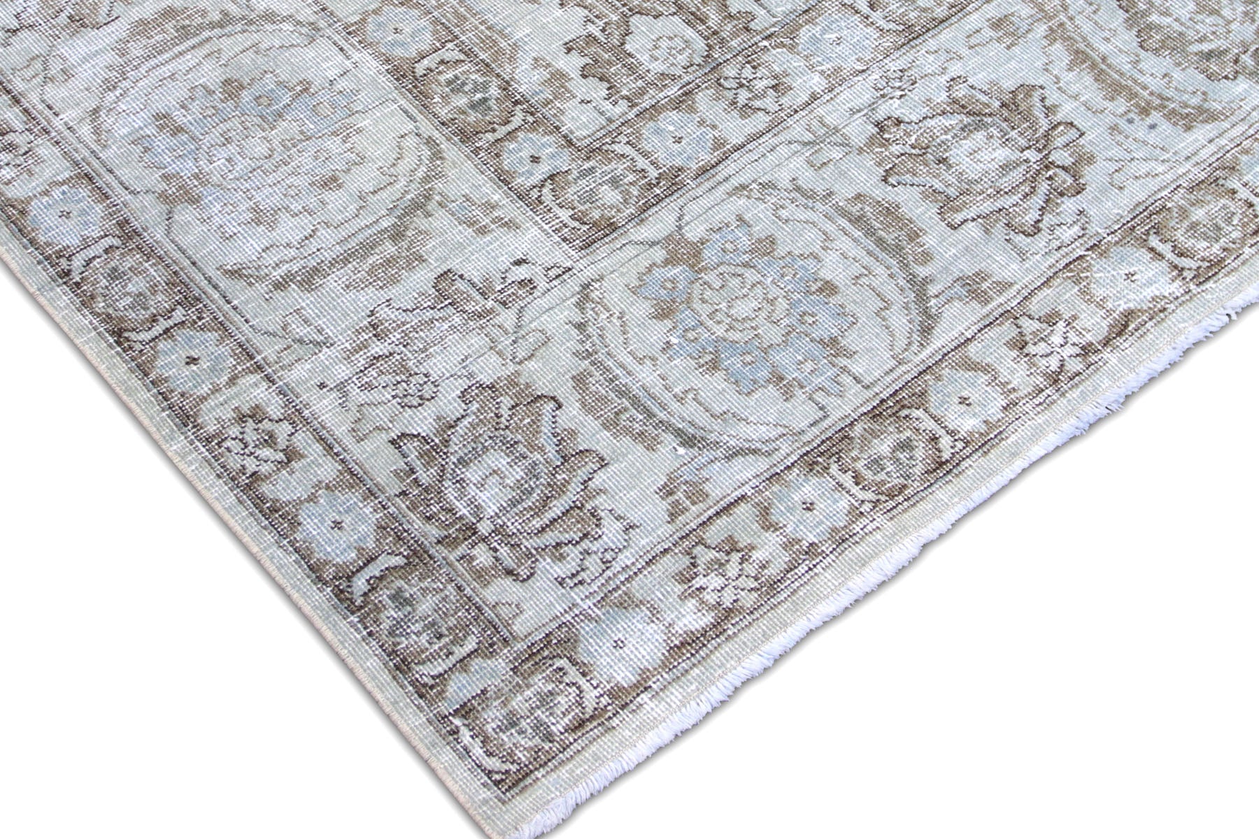 Vintage Persian Tabriz Rug - 8'1" x 11'1" - 220110