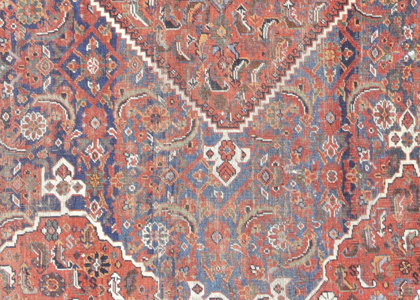 Antique Persian Shiraz Rug - 7'0" x 9'5" - 220128
