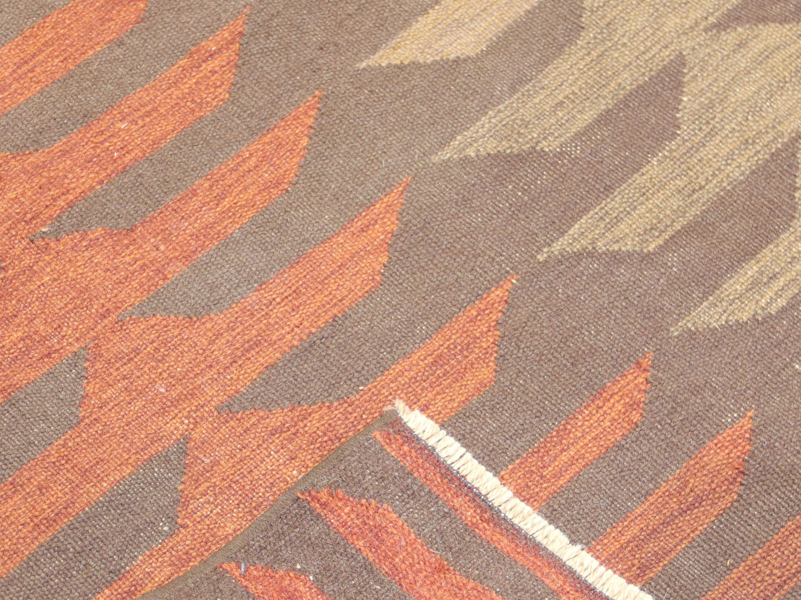 Vintage Turkish Kilim - 4'7" x 5'10"