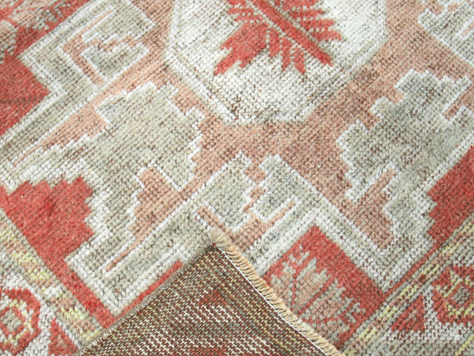 Vintage Turkish Oushak Rug - 3'3" x 6'4"