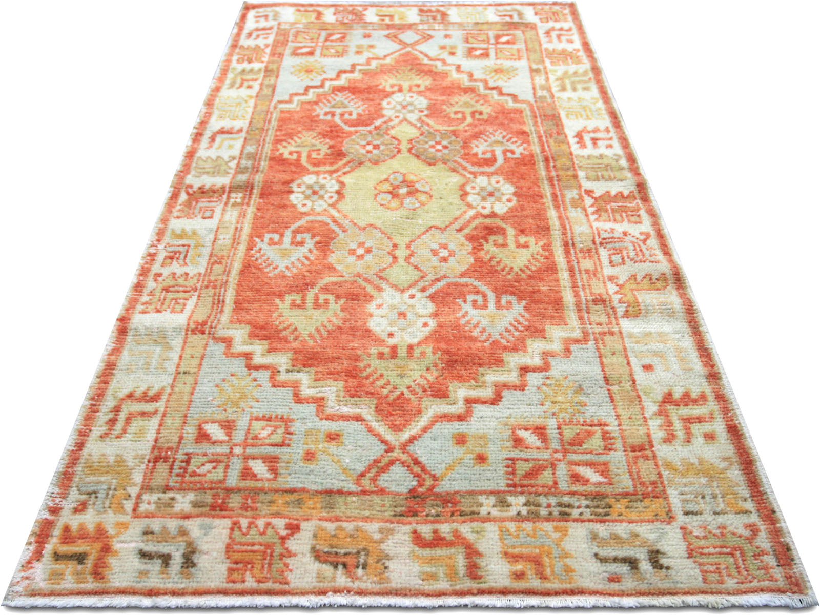 Vintage Turkish Oushak Rug - 2'8" x 4'9"