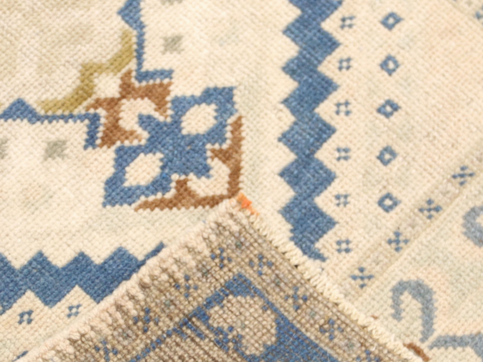 Vintage Turkish Oushak Yastic - 1'10" x 3'8"