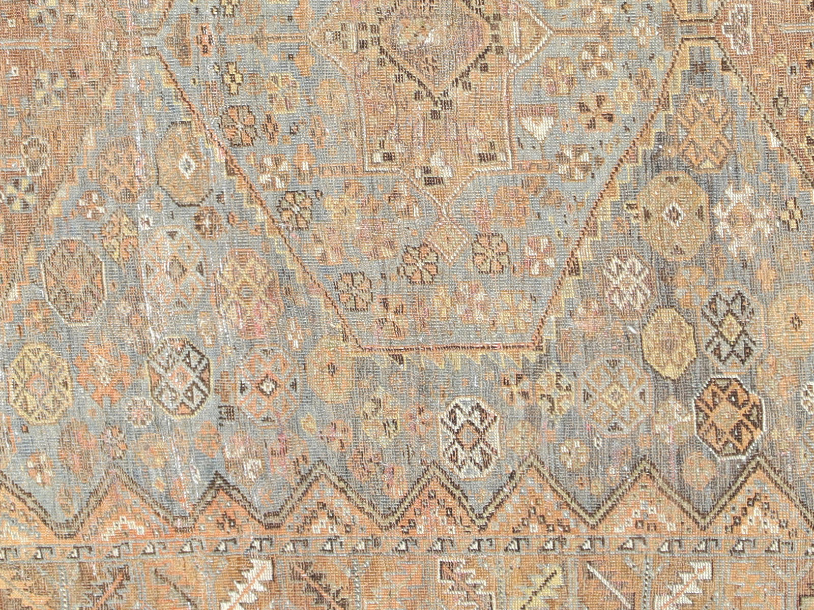 Antique Persian Shiraz Rug - 6'9" x 8'9" - 230151