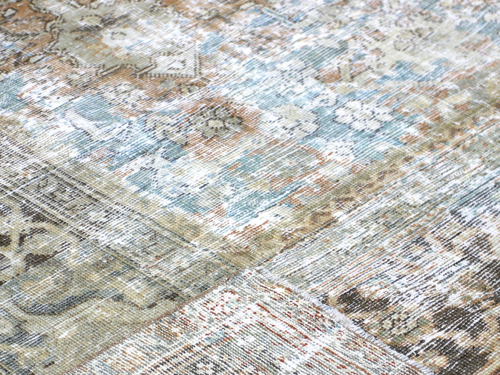 Semi Antique Persian Mahal Rug - 8'6" x 11'8"