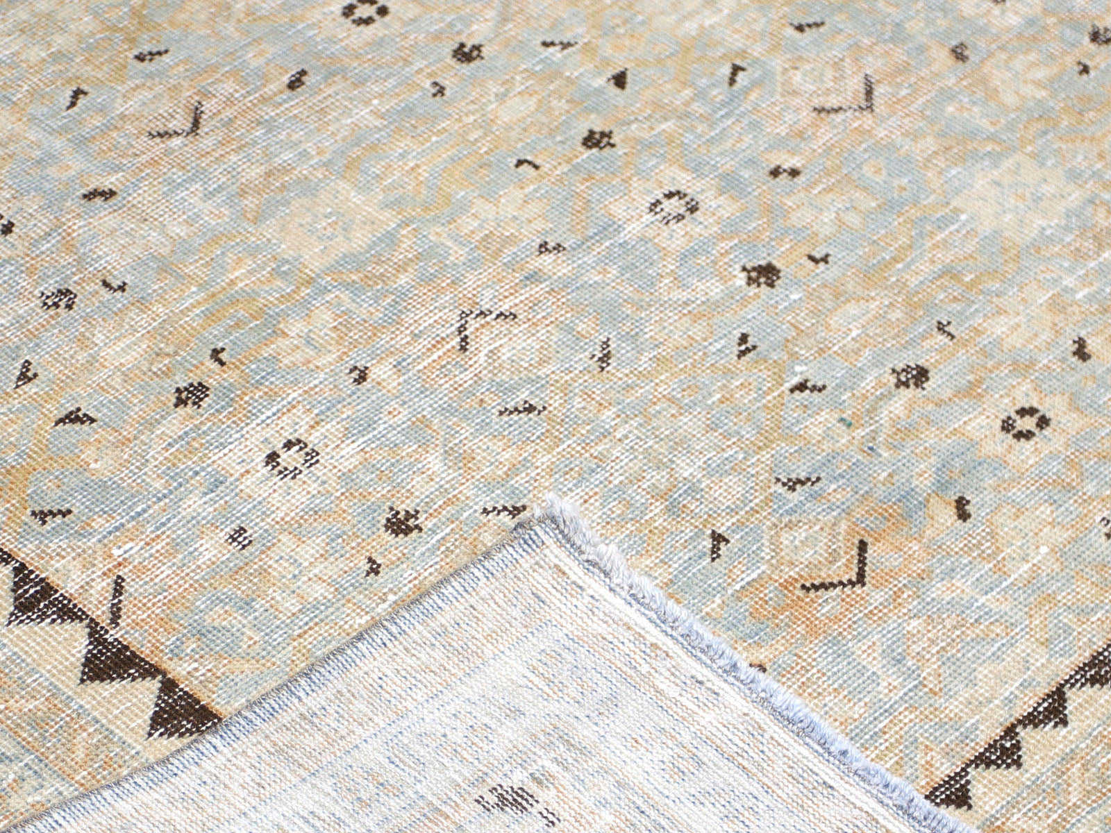 Semi Antique Persian Mahal 8'3" x 9'10"