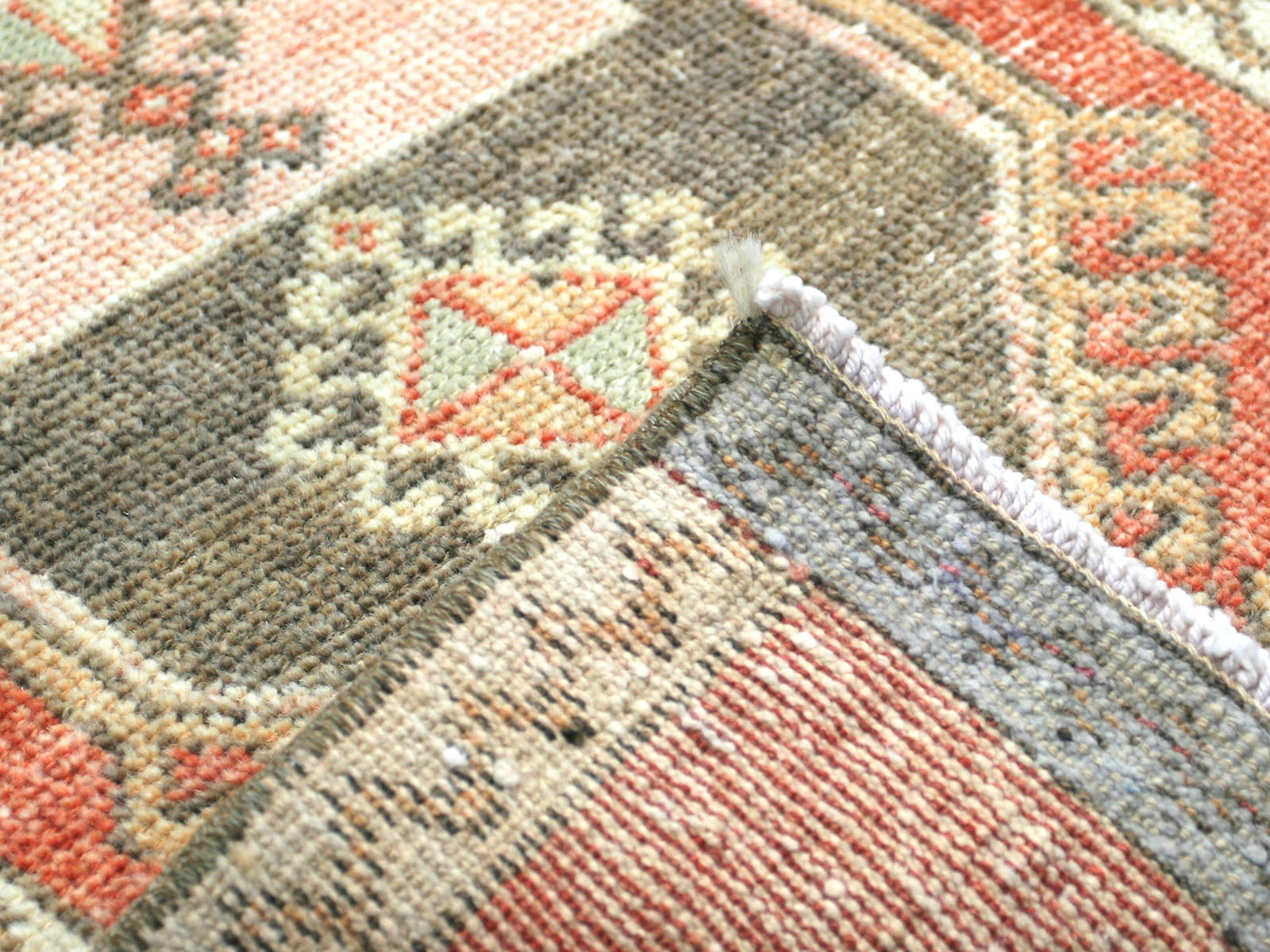 Vintage Turkish Oushak Yastic - 1'7" x 3'1" - 230609