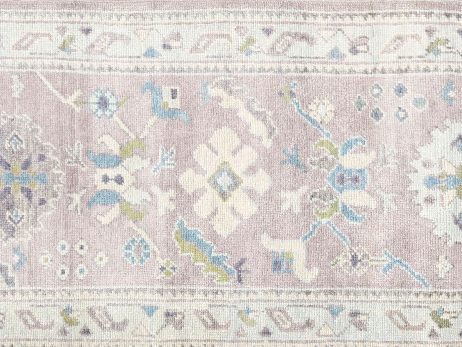 Vintage Turkish Oushak Rug in Lavender tones and an All Over,Geometrical pattern. Measuring 2 feet 11 inches x 9 feet 0 inches – SKU 240004