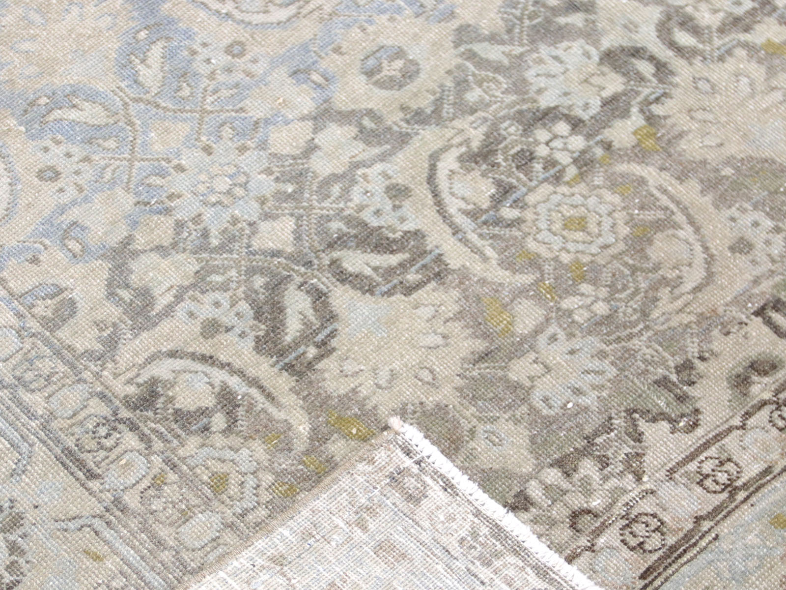 Semi Antique Persian Tabriz Rug - 4'6" x 6'0" - 240155