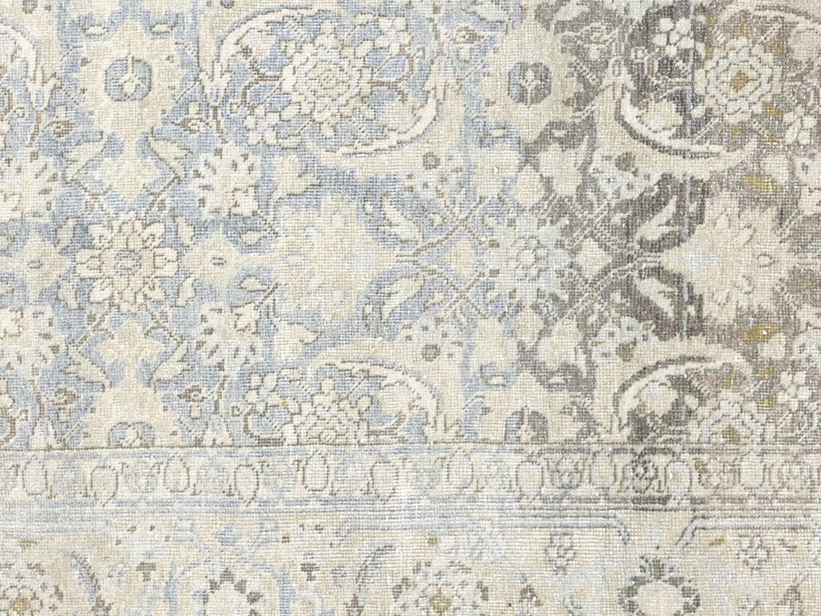 Semi Antique Persian Tabriz Rug - 4'6" x 6'0" - 240155
