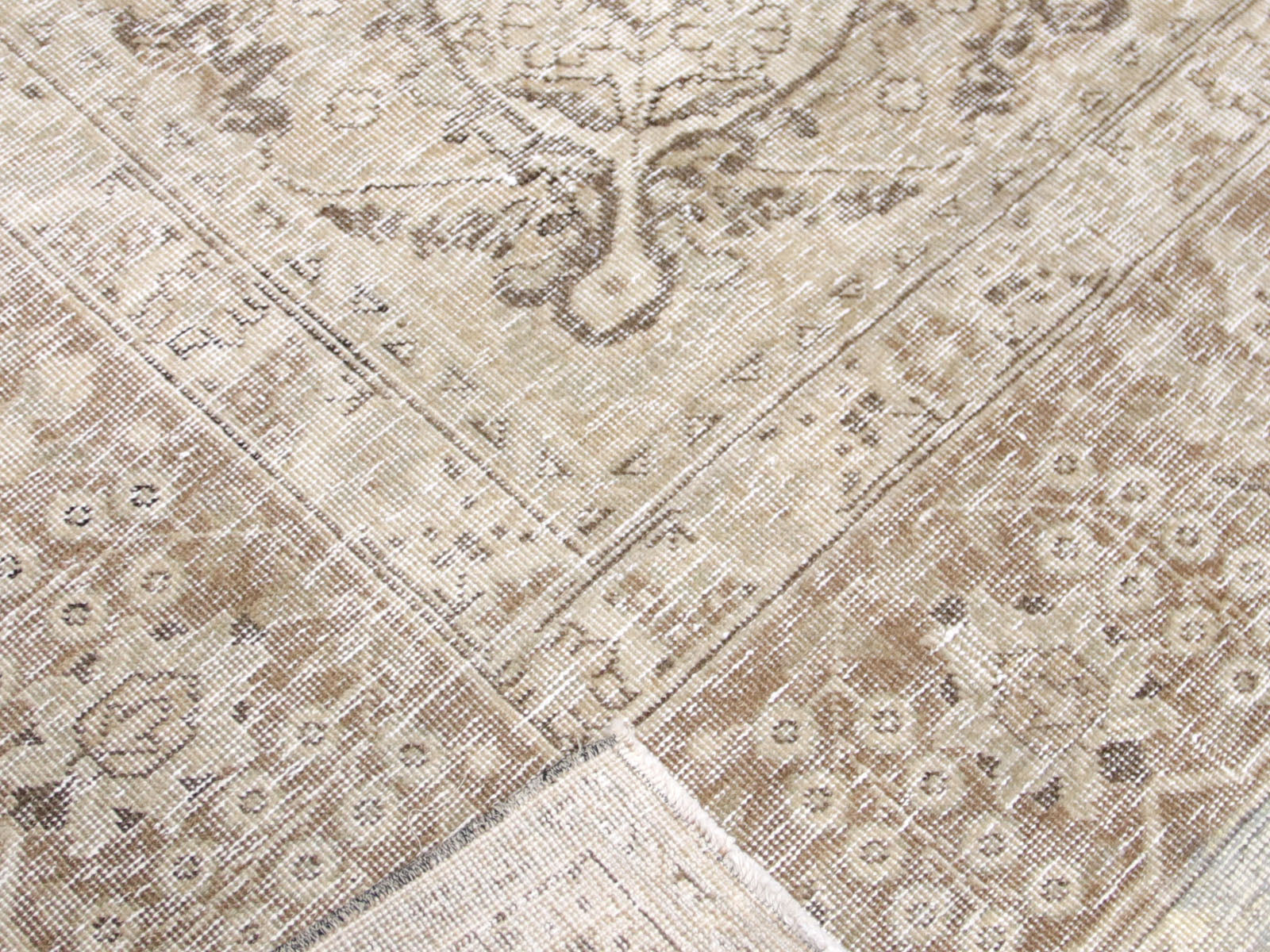 Antique Persian Tabriz Rug - 9'9" x 13'5" - 240167