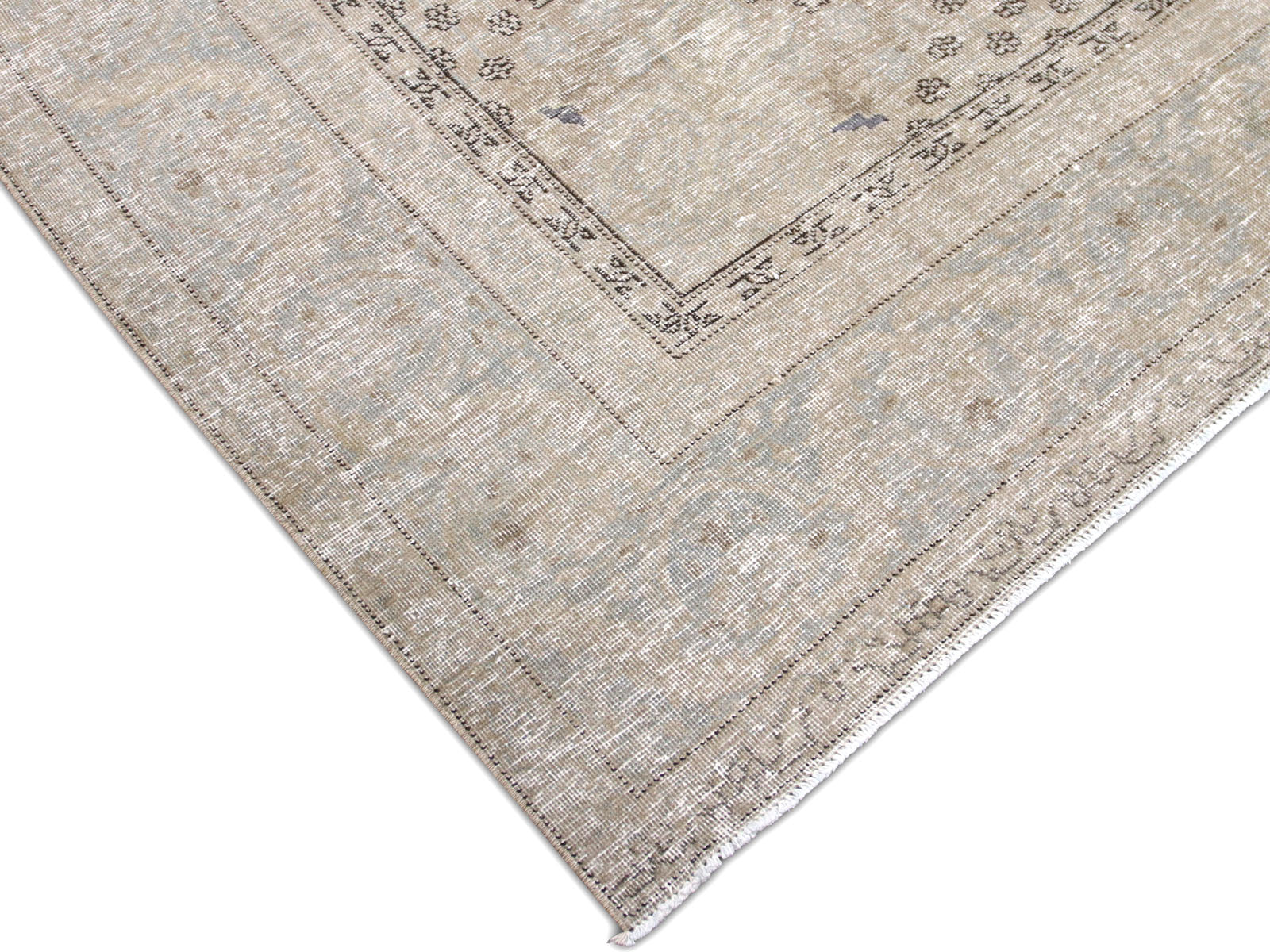 Semi Antique Persian Tabriz Rug - 7'5" x 10'6" - 240173