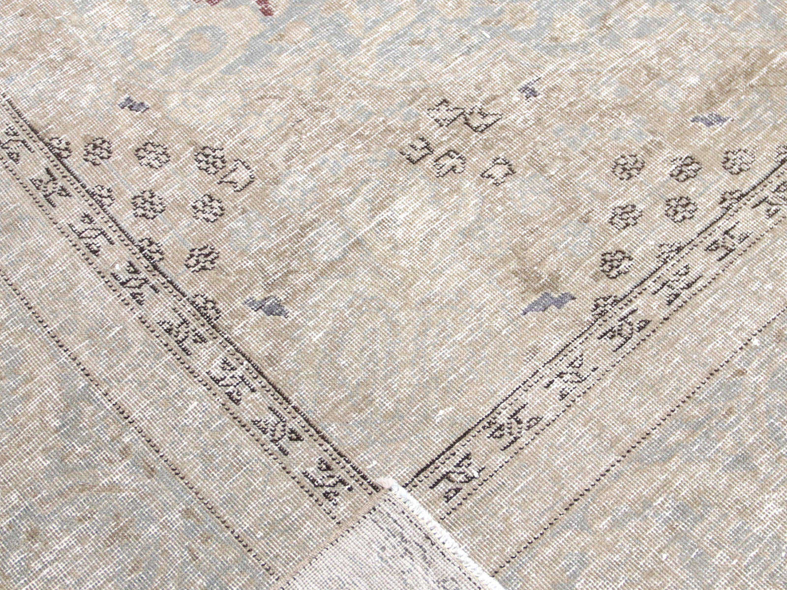 Semi Antique Persian Tabriz Rug - 7'5" x 10'6" - 240173