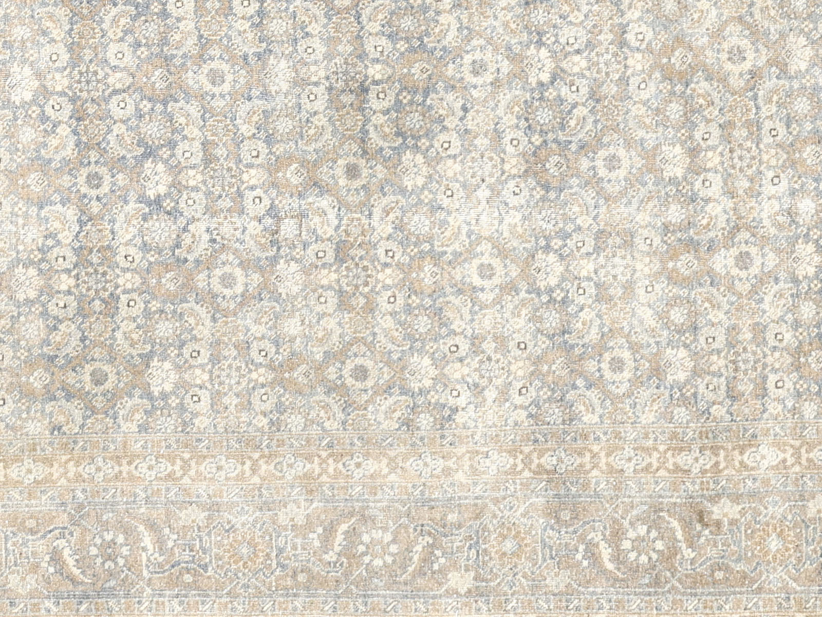 Semi Antique Persian Tabriz Rug - 8'1" x 11'5" - 240174