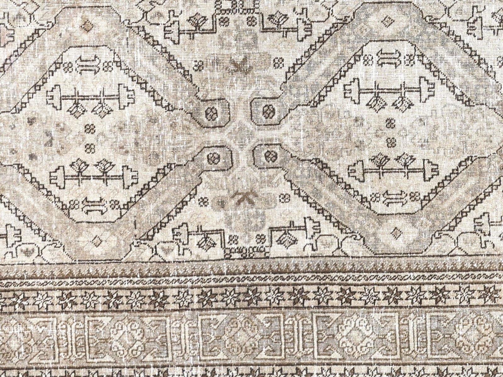 Semi Antique Persian Tabriz Rug - 7'5" x 10'6" - 240183