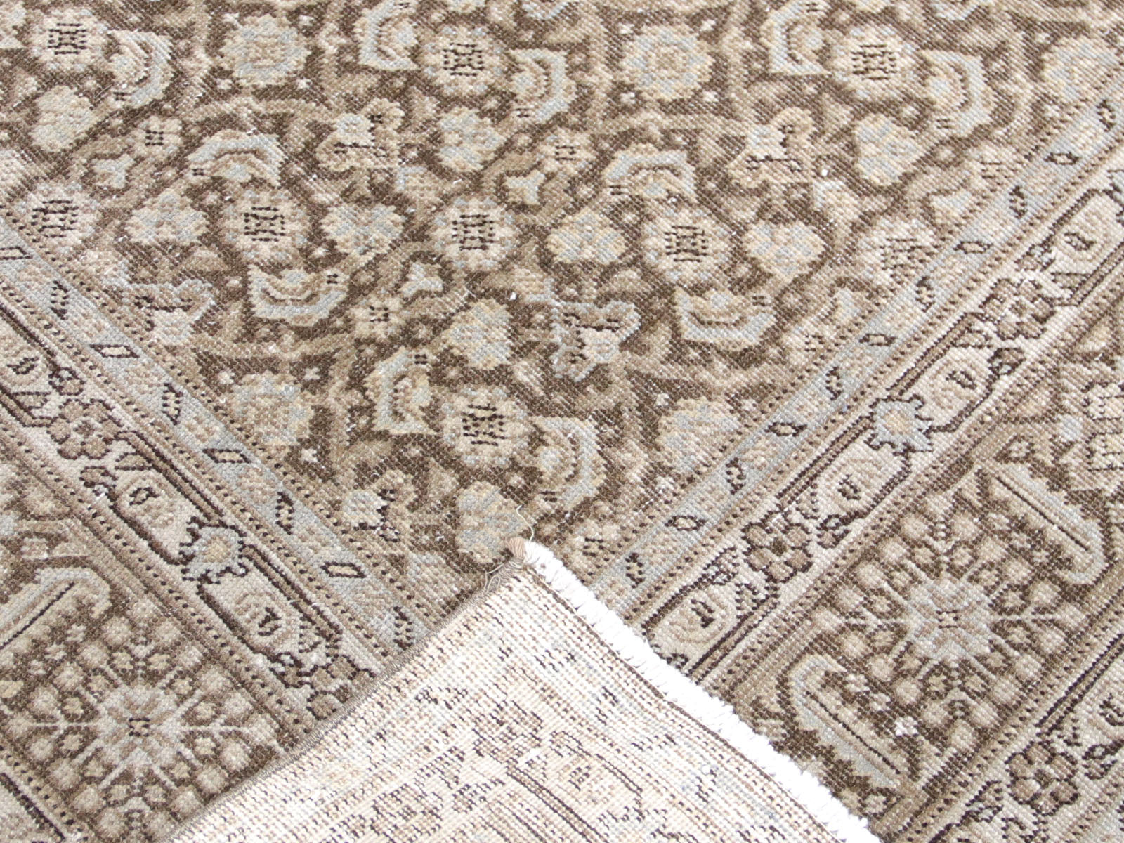 Semi Antique Persian Tabriz Rug - 6'4" x 9'6" - 240210