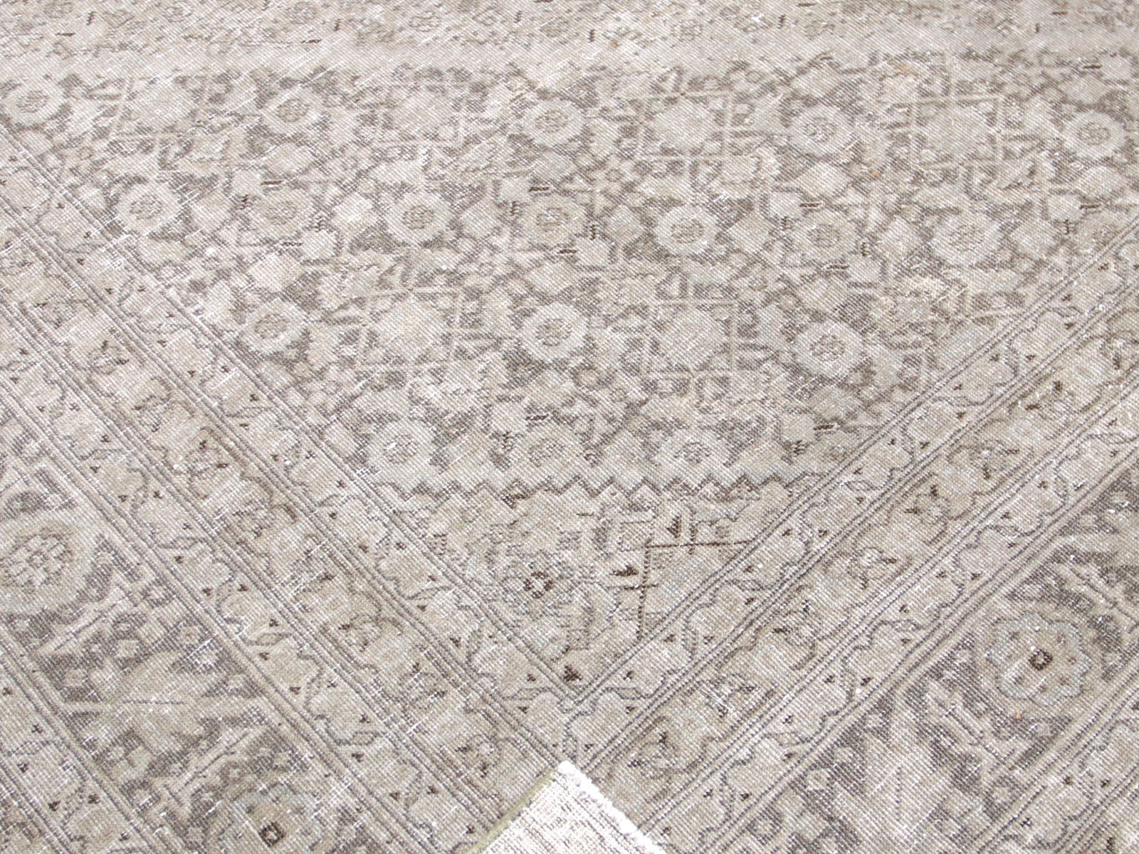 Semi Antique Persian Tabriz Rug - 8'9" x 12'4" - 240214