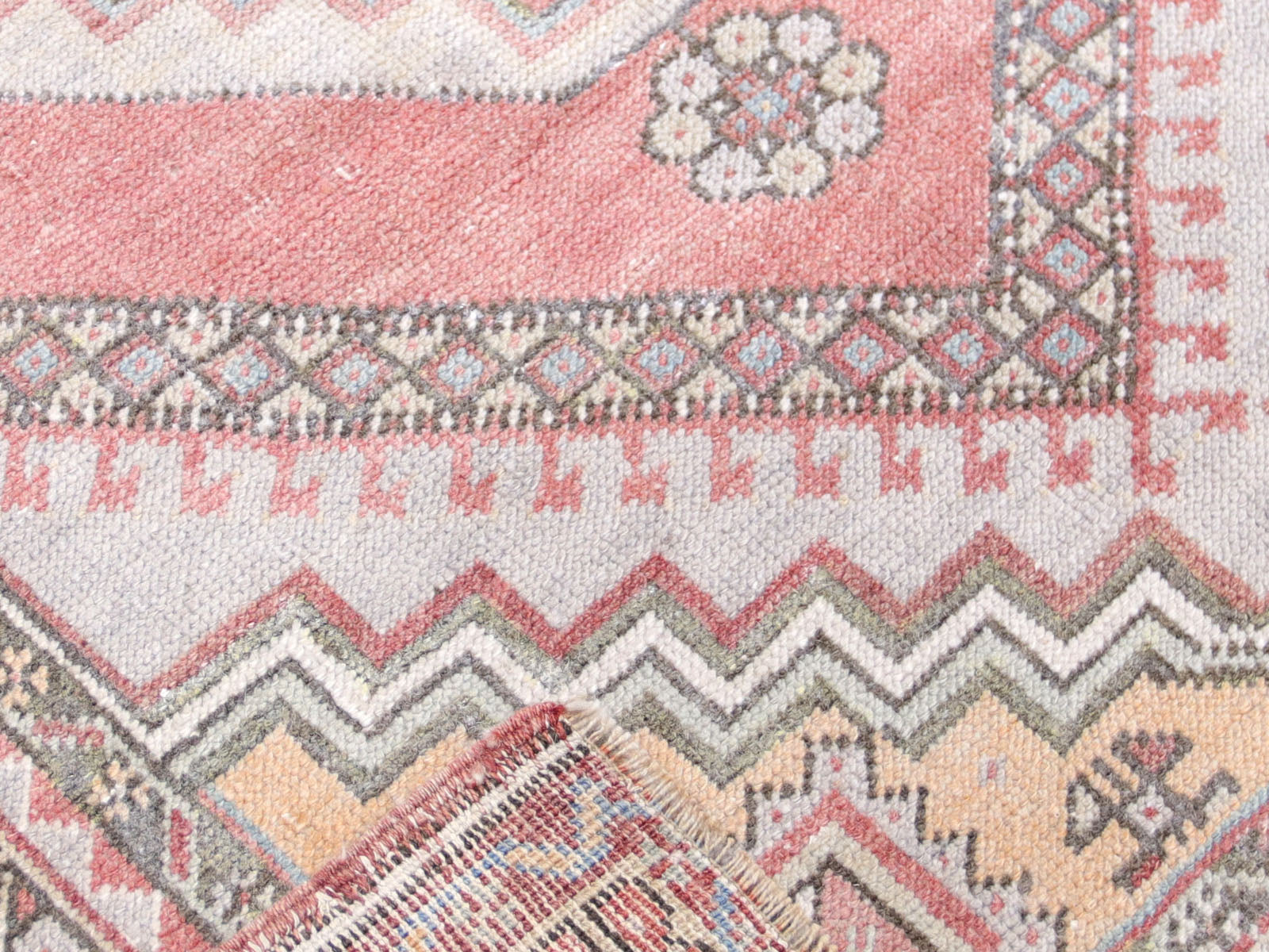 Vintage Turkish Oushak Rug - 3'9" x 5'9" - 240286