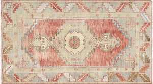 Vintage Turkish Oushak Rug - 2'9" x 5' - 240356