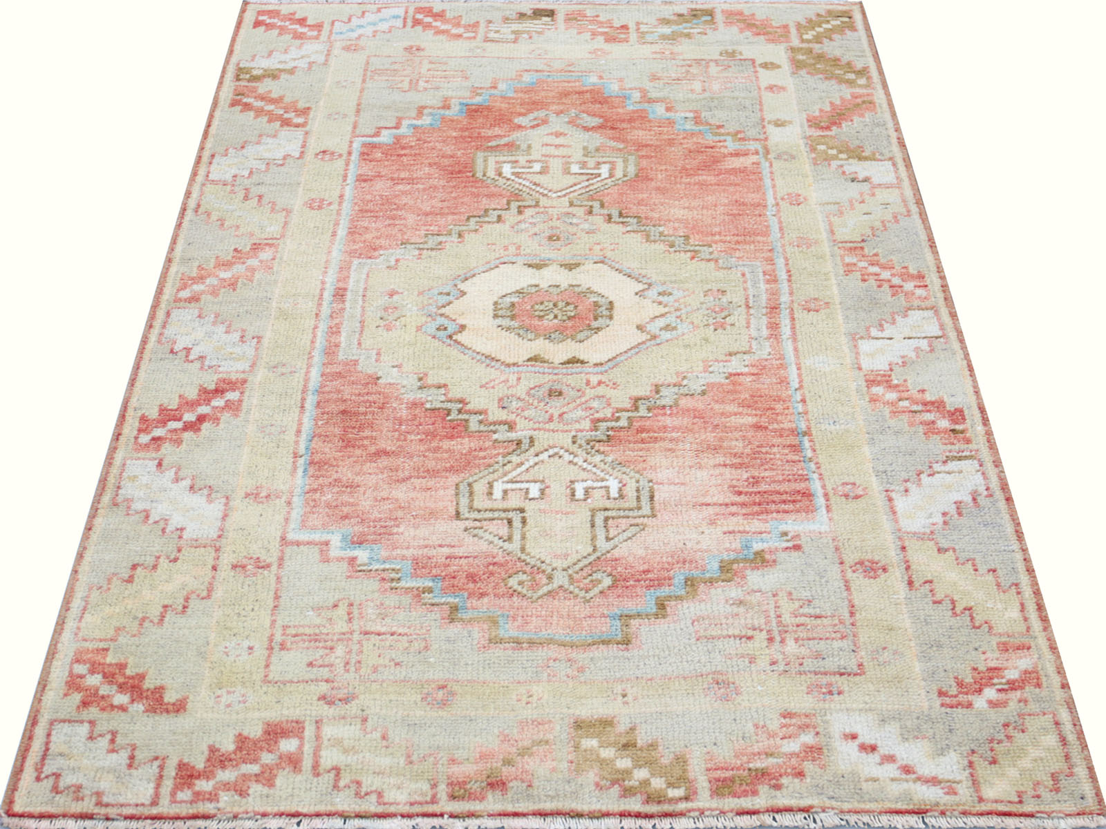 Vintage Turkish Oushak Rug - 2'9" x 5' - 240356