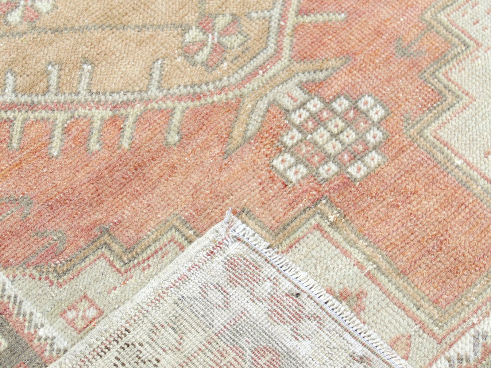 Vintage Turkish Oushak Rug - 3'6" x 5'9"