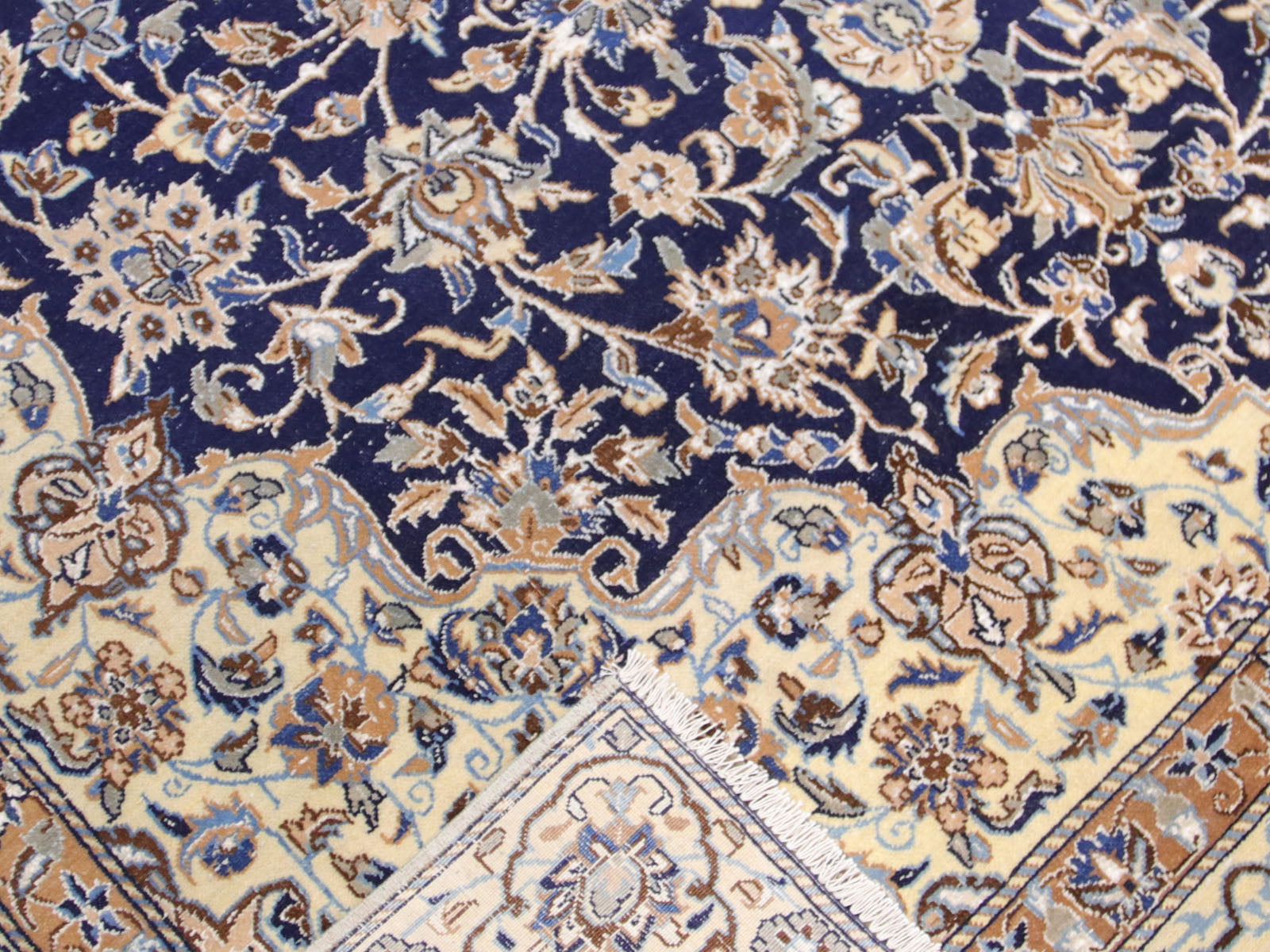 Vintage Persian Nain Rug - 5'6" x 9'9" - 260013