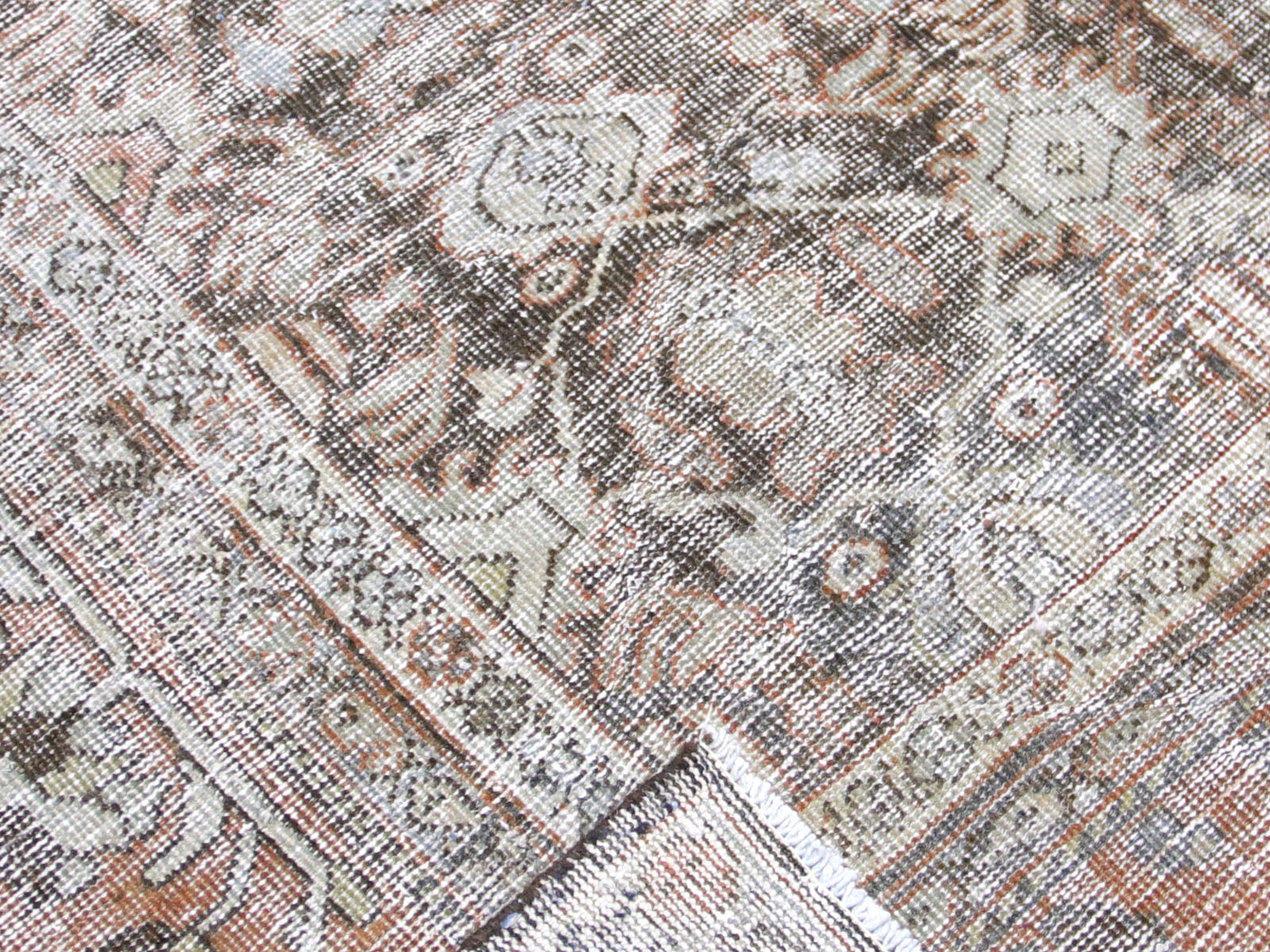 Antique Persian Mahal Rug - 10'8" x 17'1" - 260024