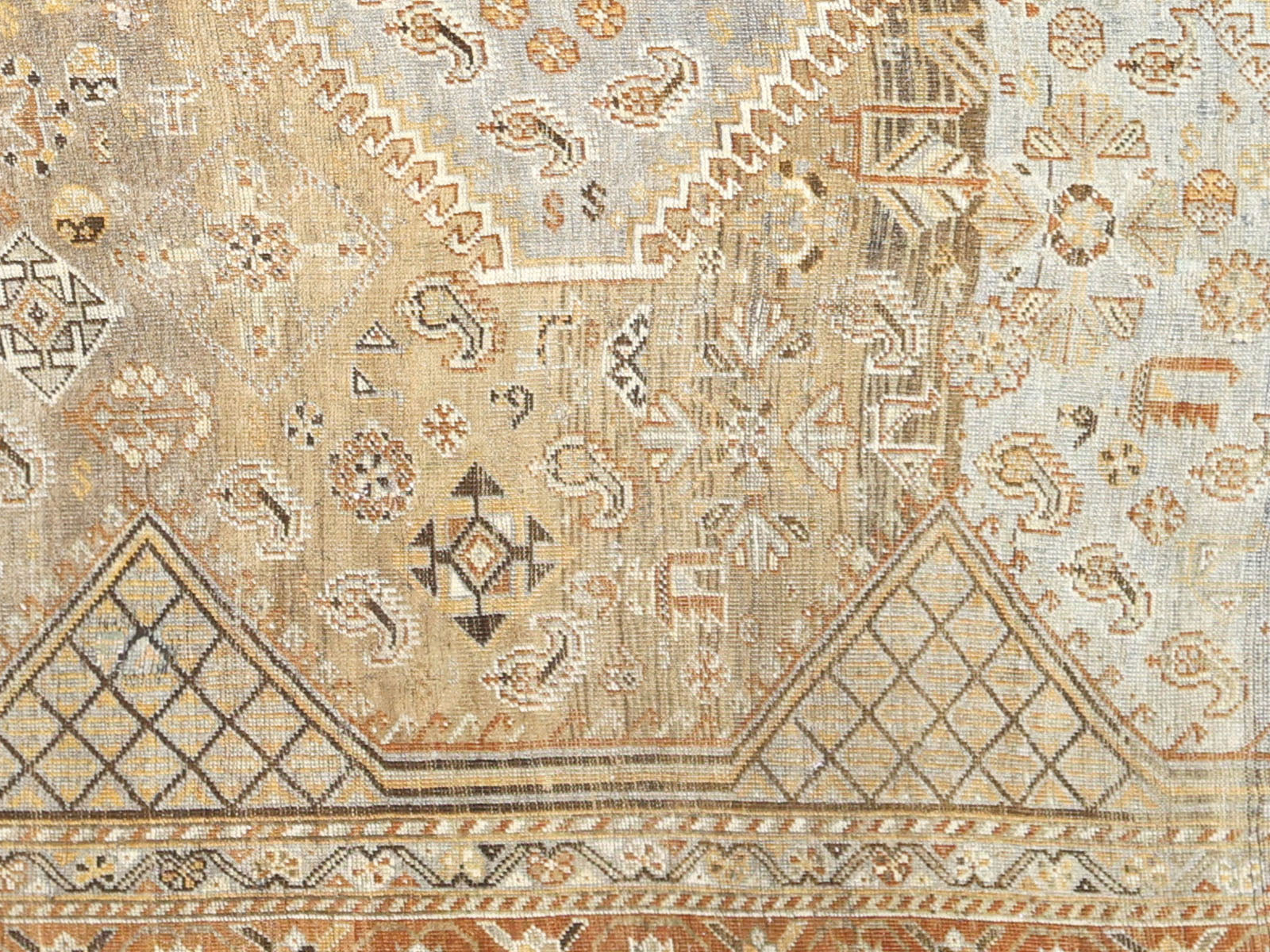 Antique Persian Shiraz Rug - 7'6" x 9'6" - 260029
