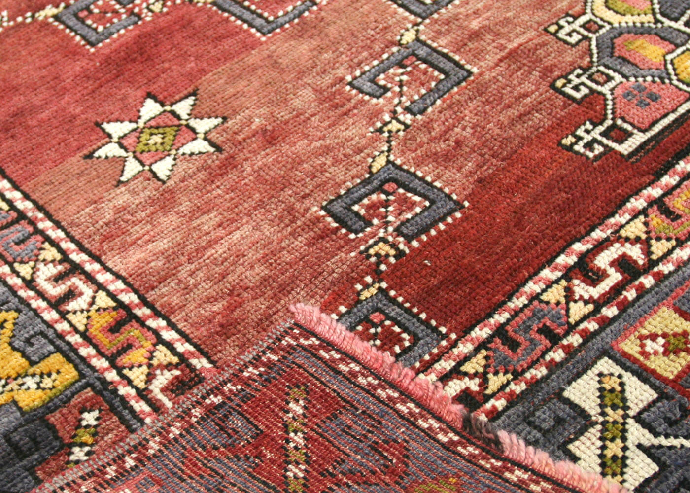 Vintage Turkish Oushak Rug - 5'5" x 6'7"