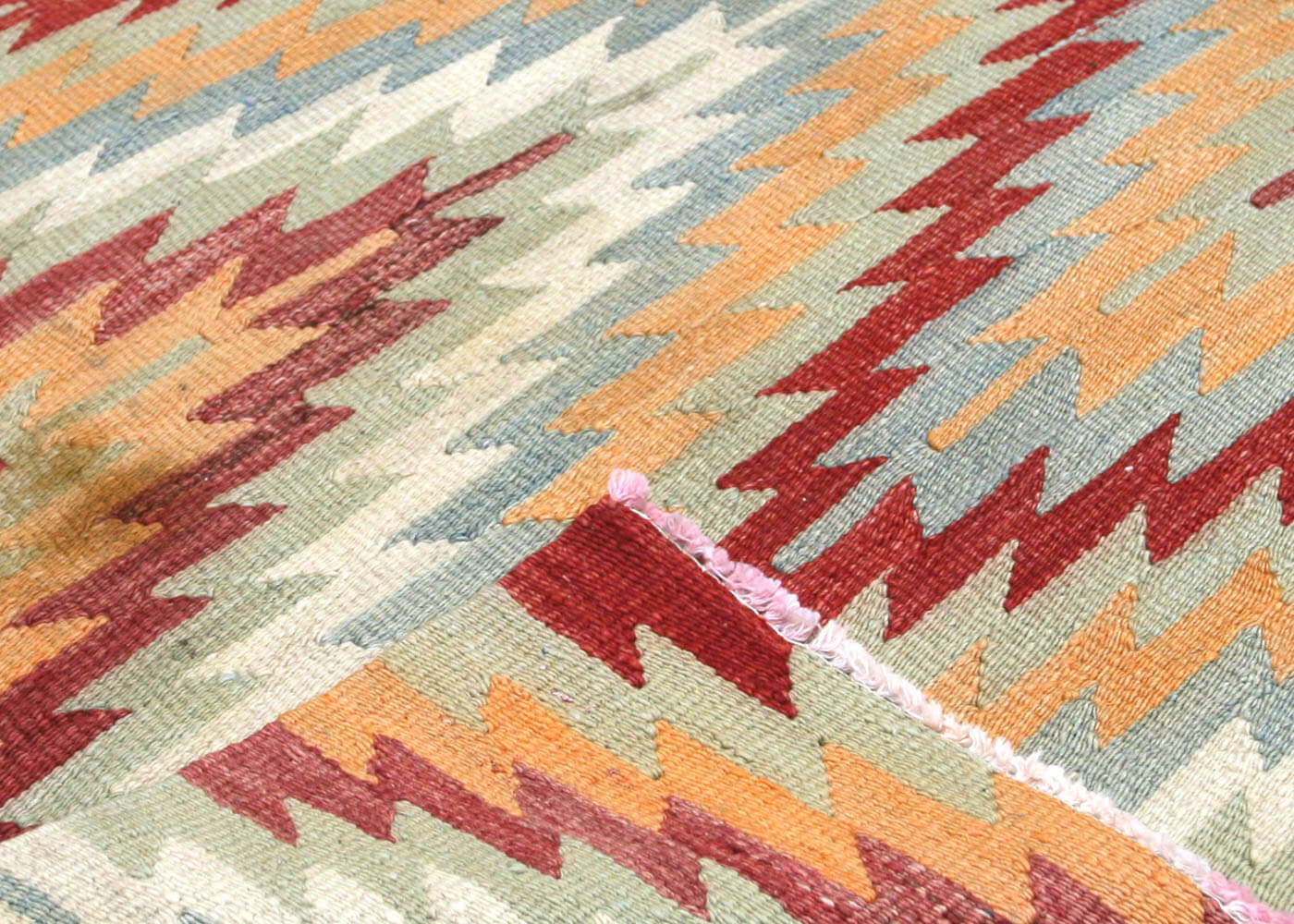 Vintage Turkish Kilim - 4'9" x 4'11"