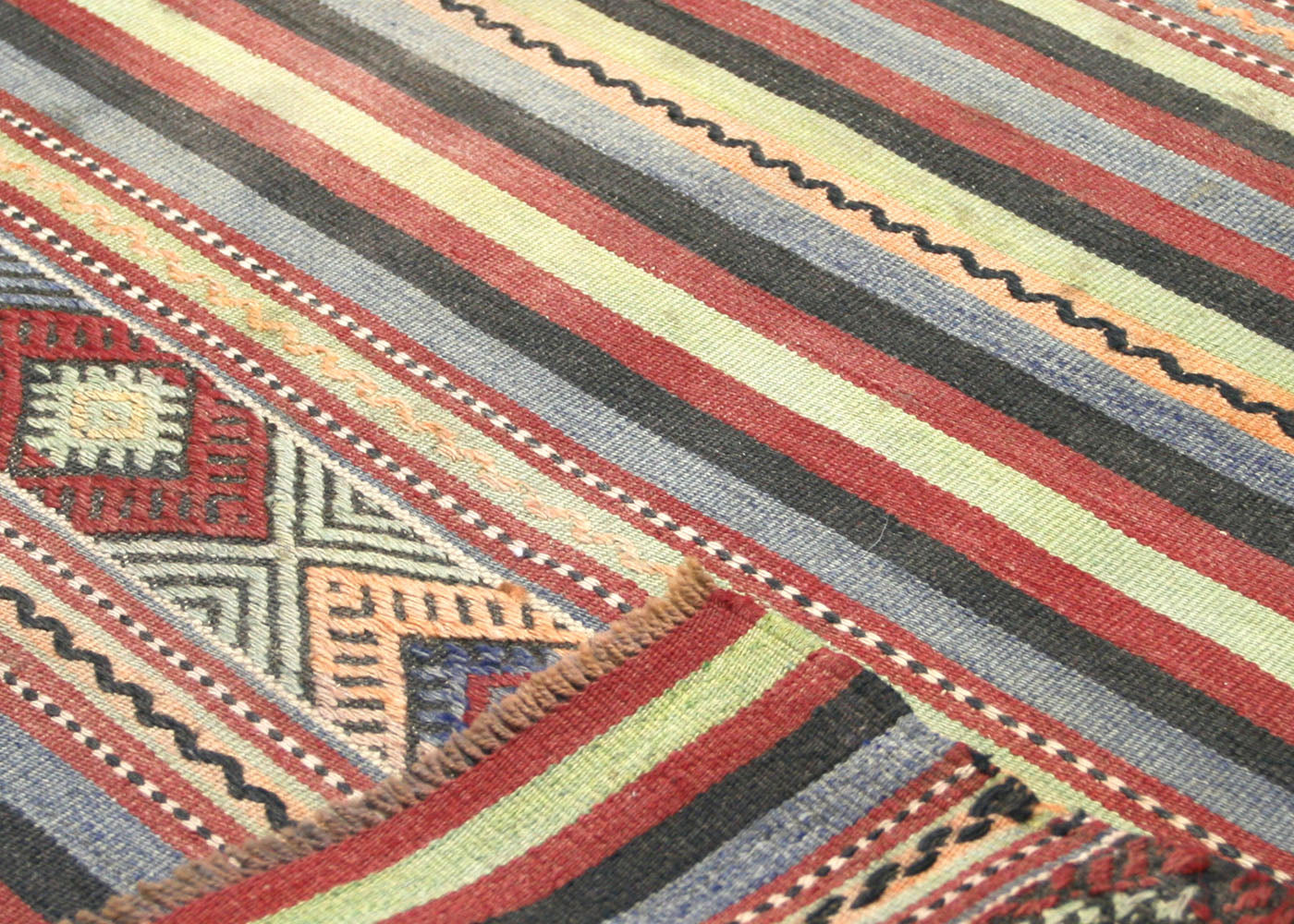 Vintage Turkish Kilim - 4'10" x 5'5"