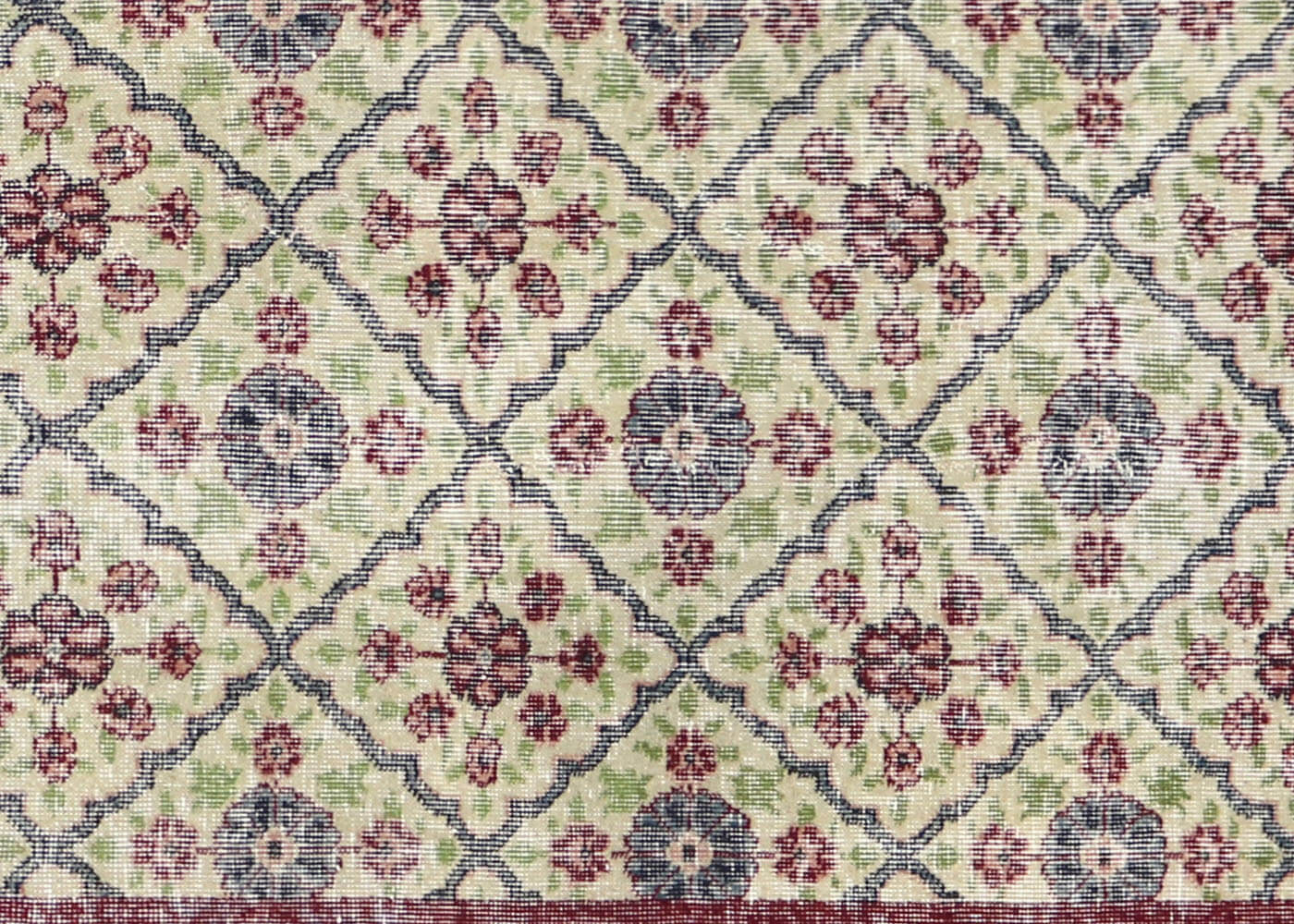 Vintage Turkish Mid-Century-Modern Rug - 6'10" x 10'2"